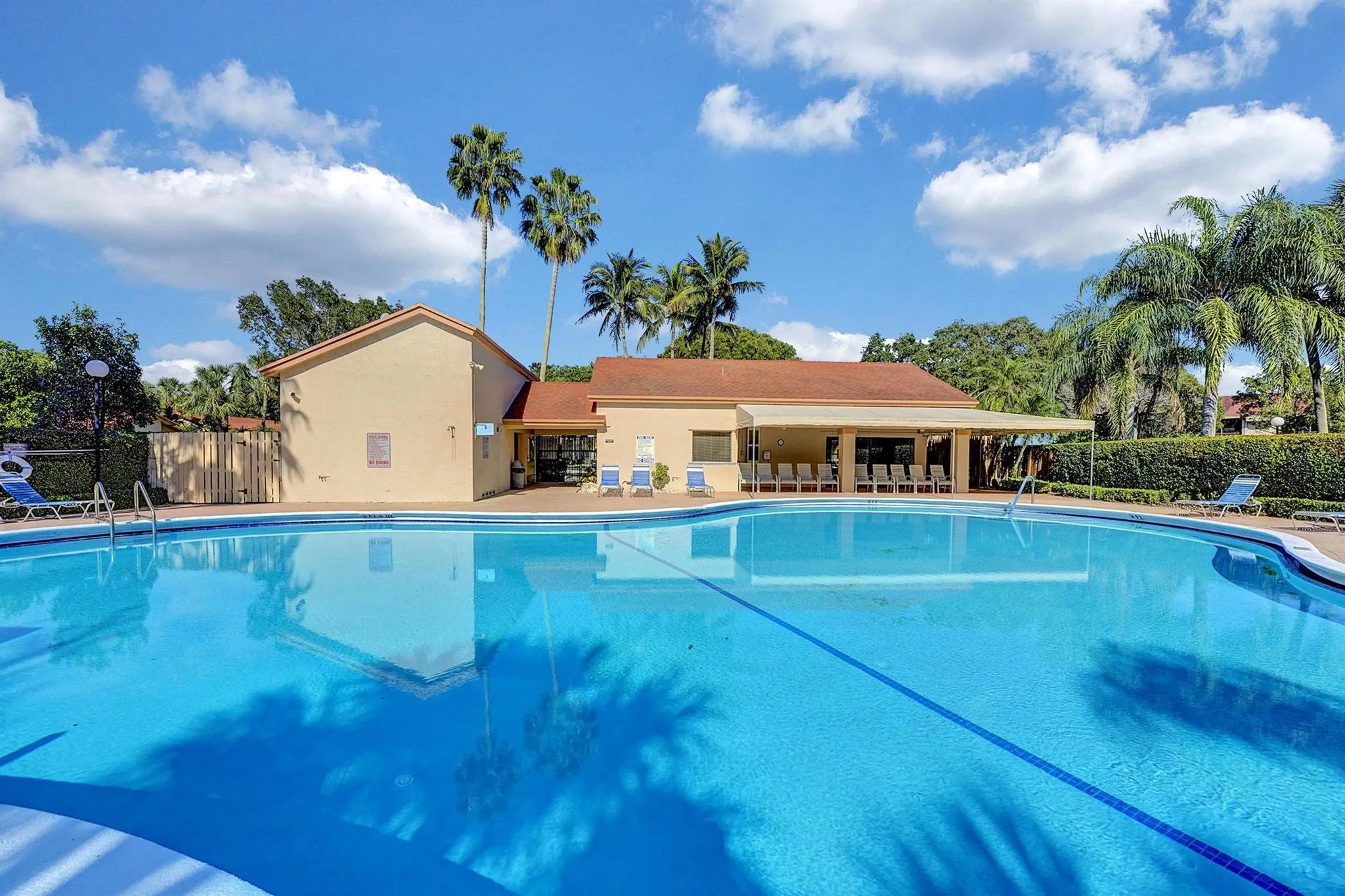 2766 Carambola Circle S, #405