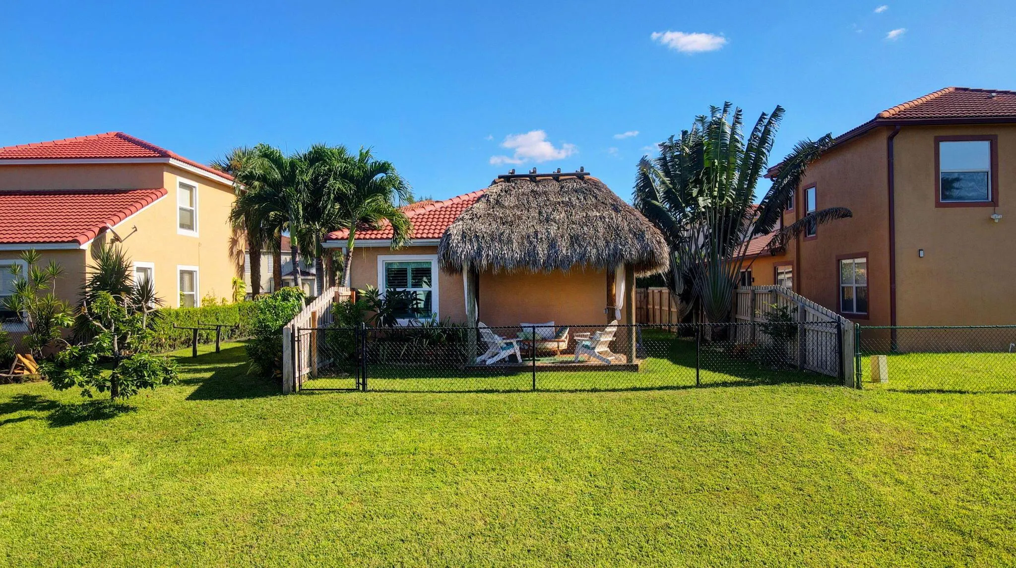 1736 Pierside Circle