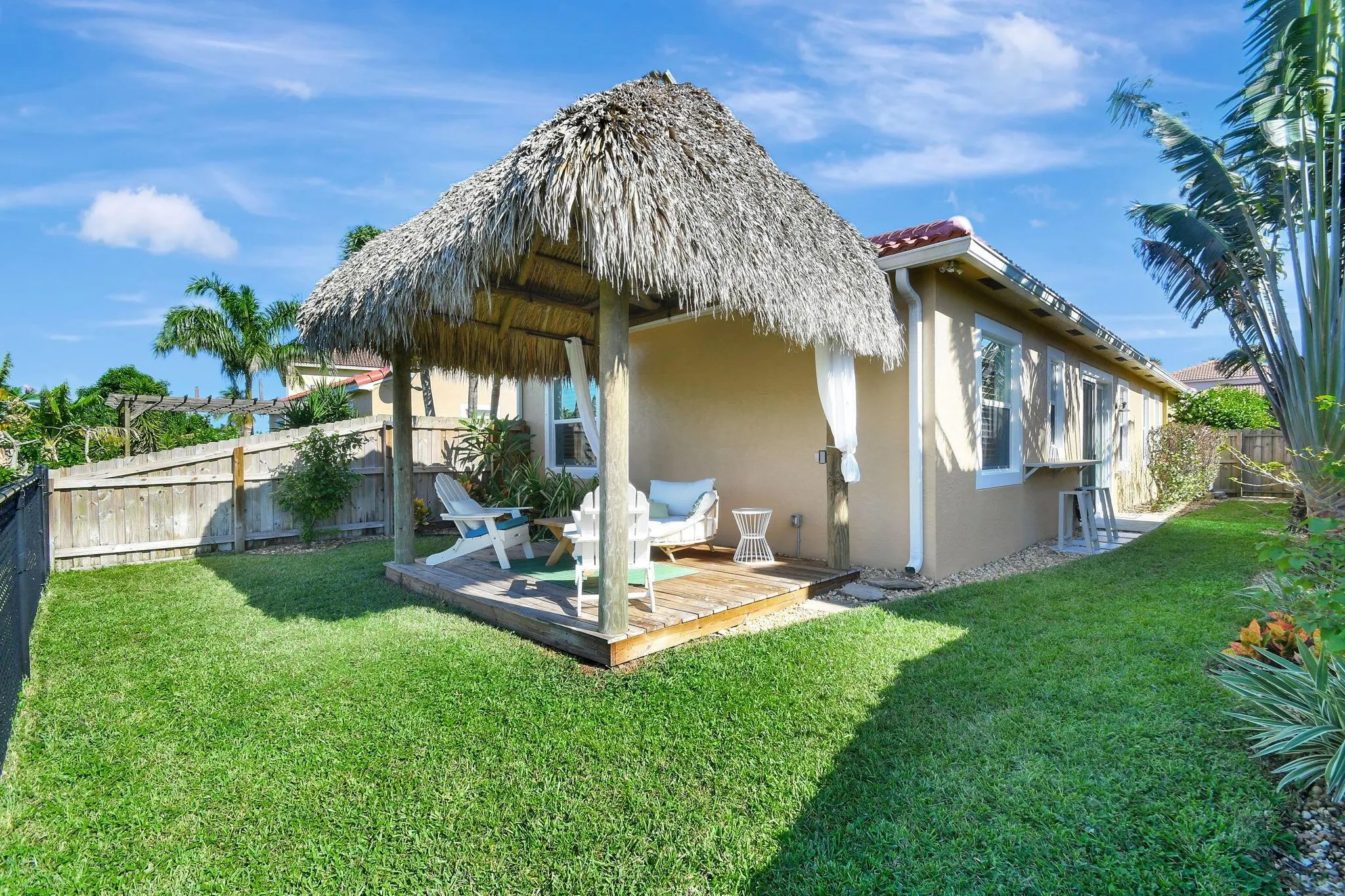 1736 Pierside Circle