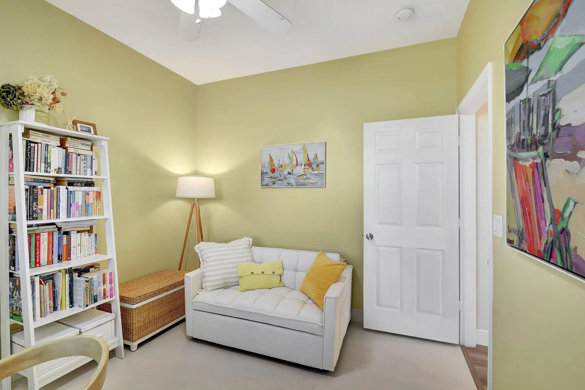 1736 Pierside Circle