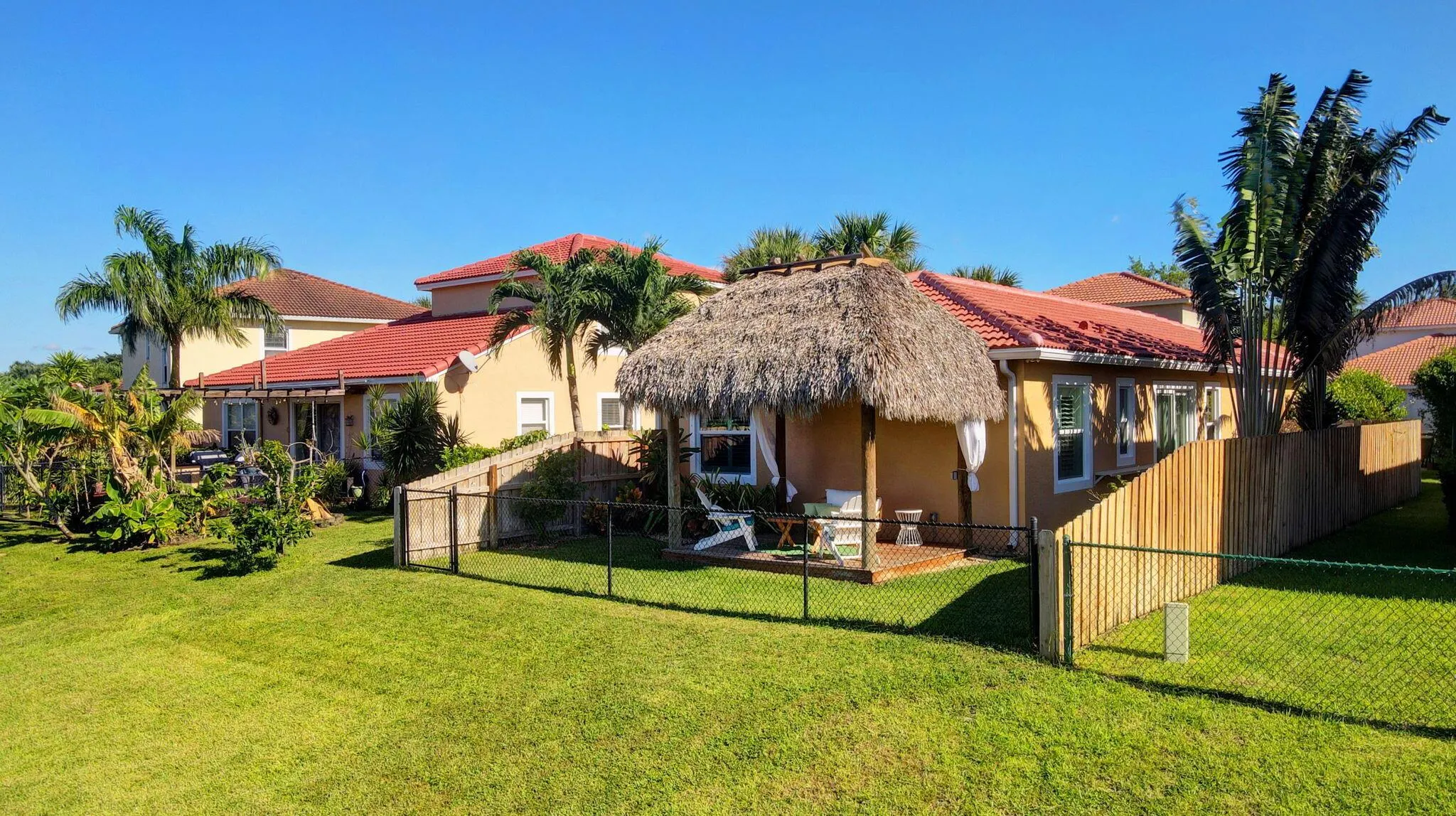 1736 Pierside Circle