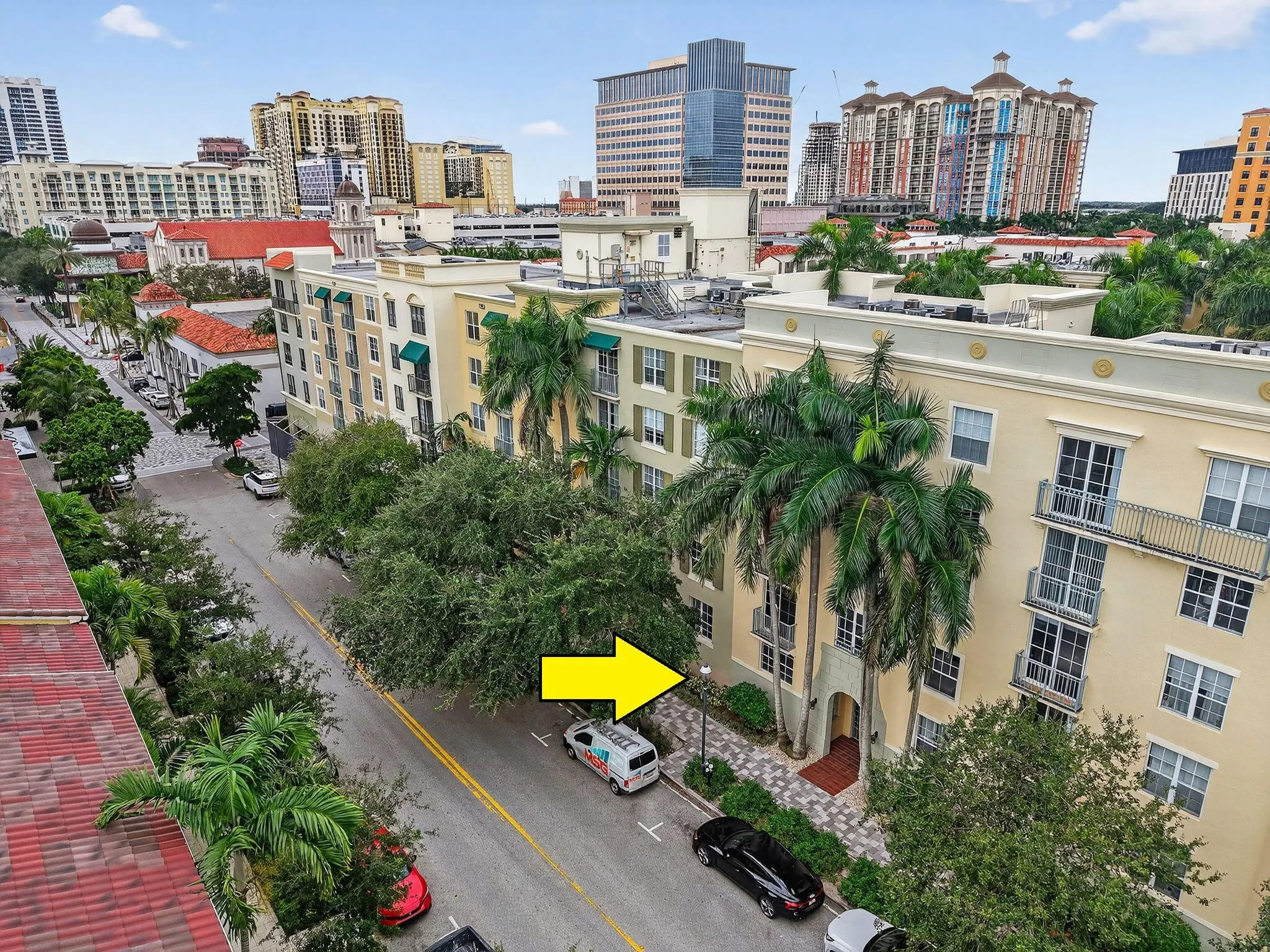 630 S Sapodilla Avenue, #121