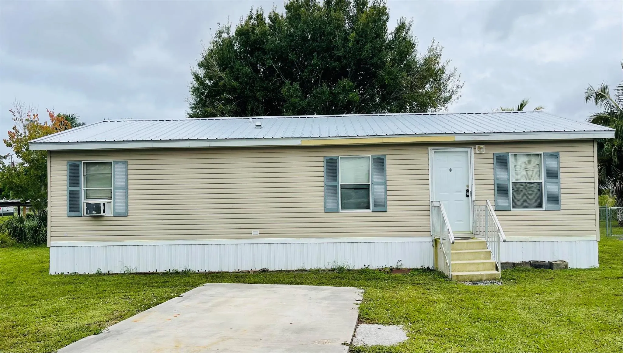 1103 Lemon Street