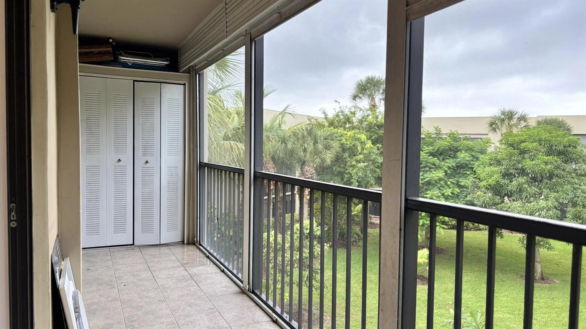 5130 Las Verdes Circle, #313