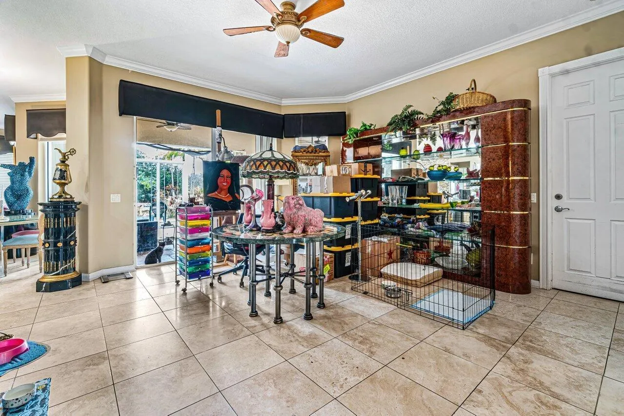 7580 Red River Road