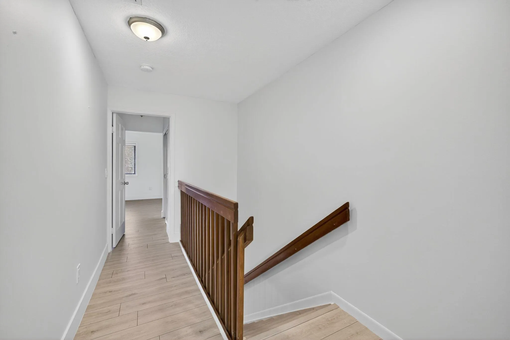 270 Captains Walk, #3160