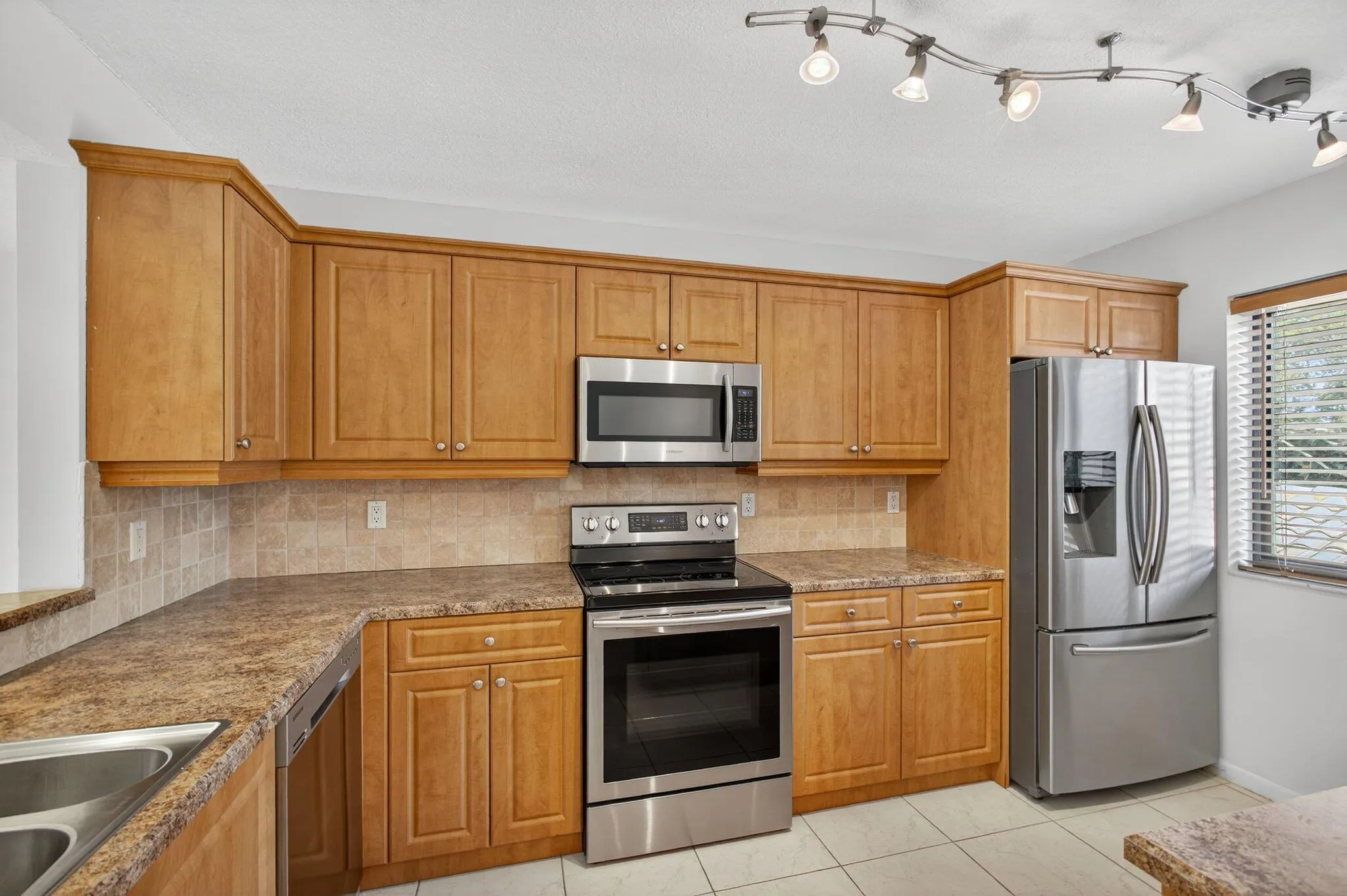 270 Captains Walk, #3160