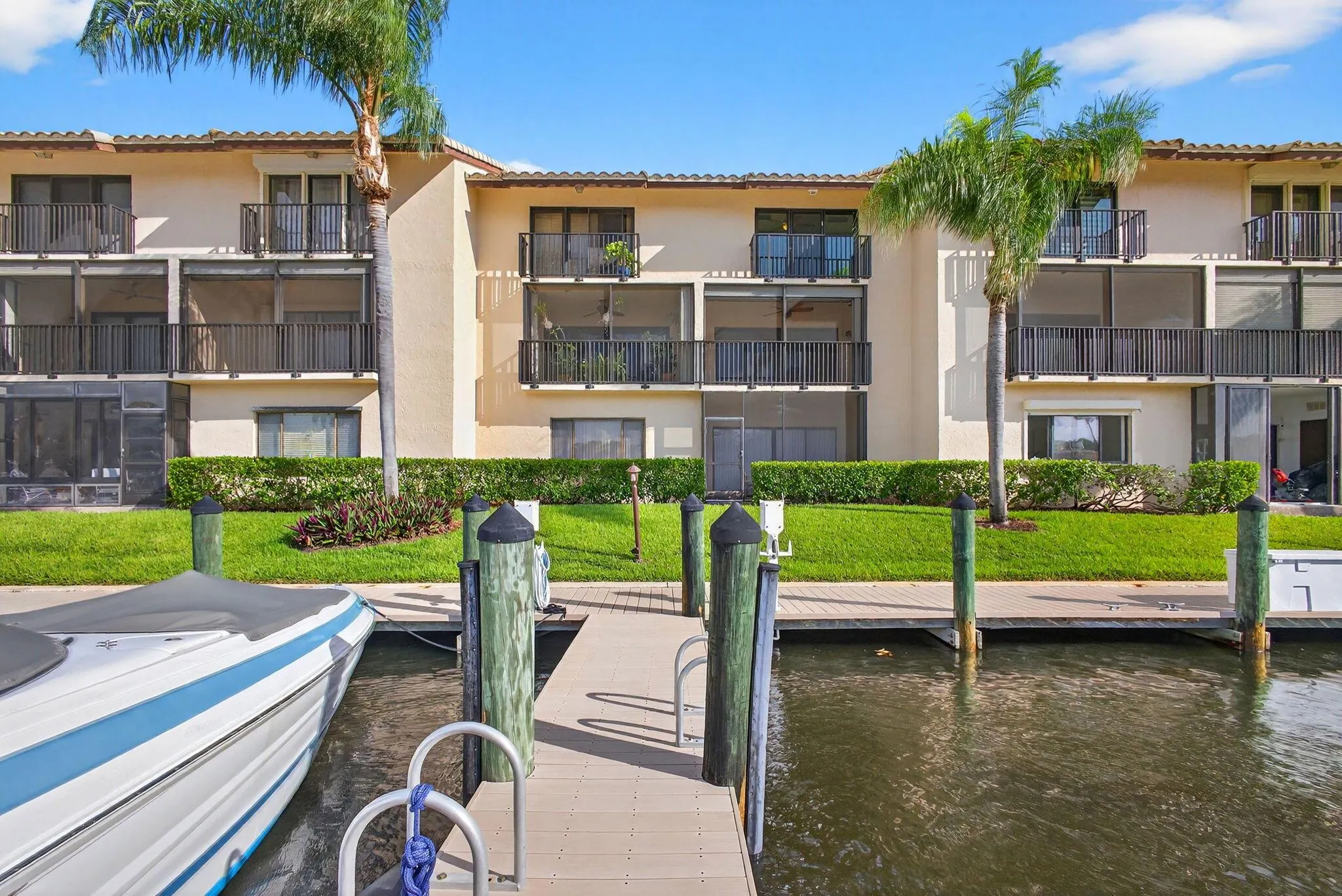 270 Captains Walk, #3160