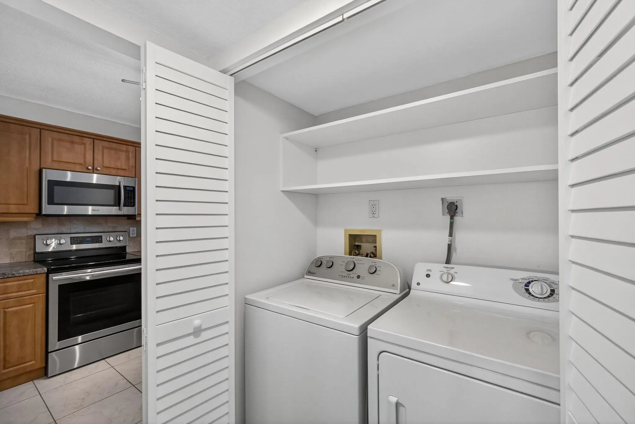 270 Captains Walk, #3160
