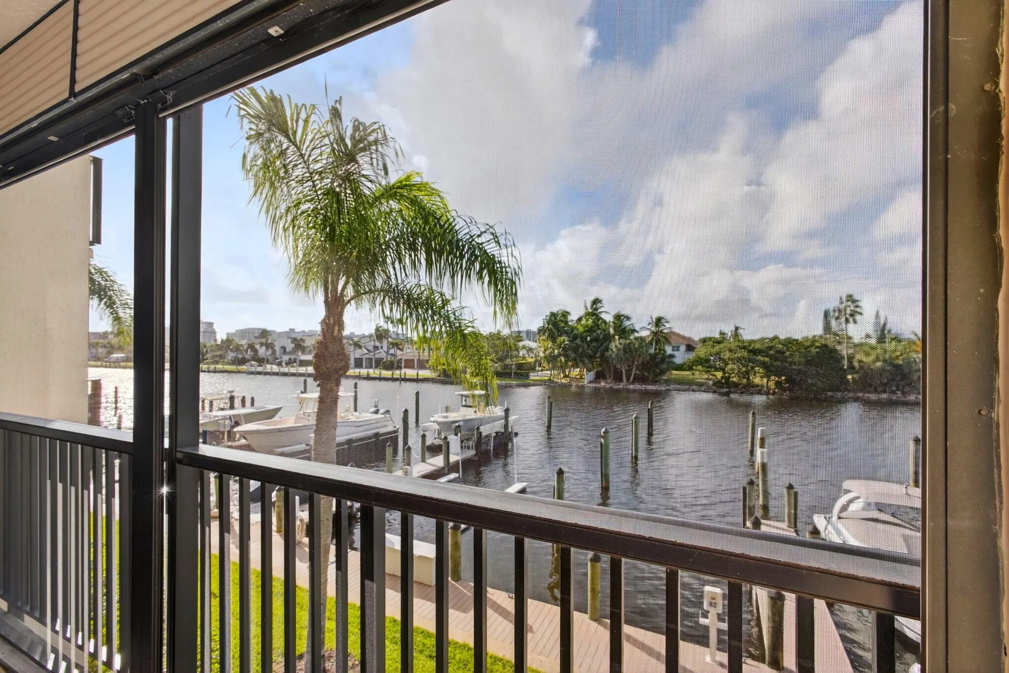 270 Captains Walk, #3160