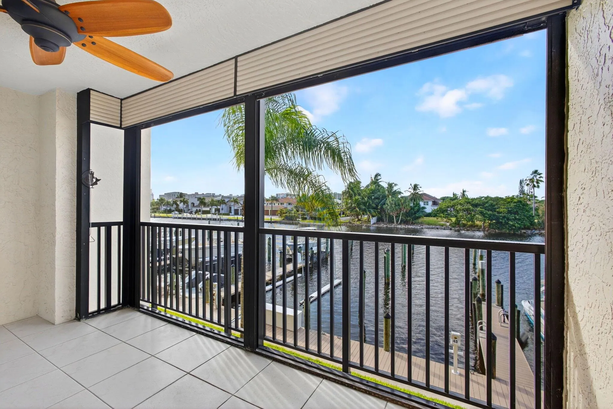 270 Captains Walk, #3160