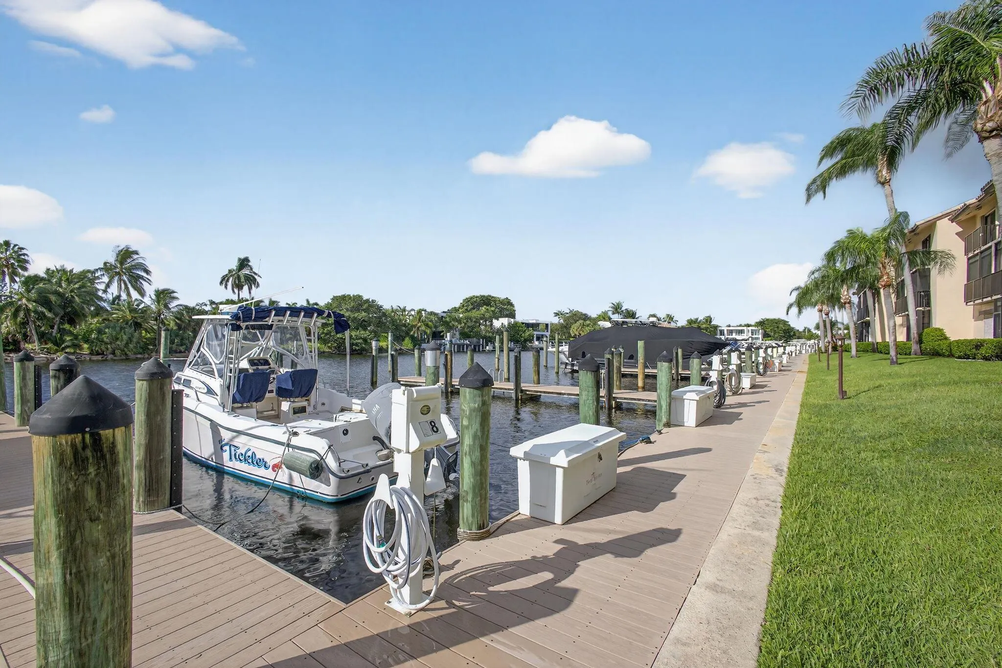 270 Captains Walk, #3160