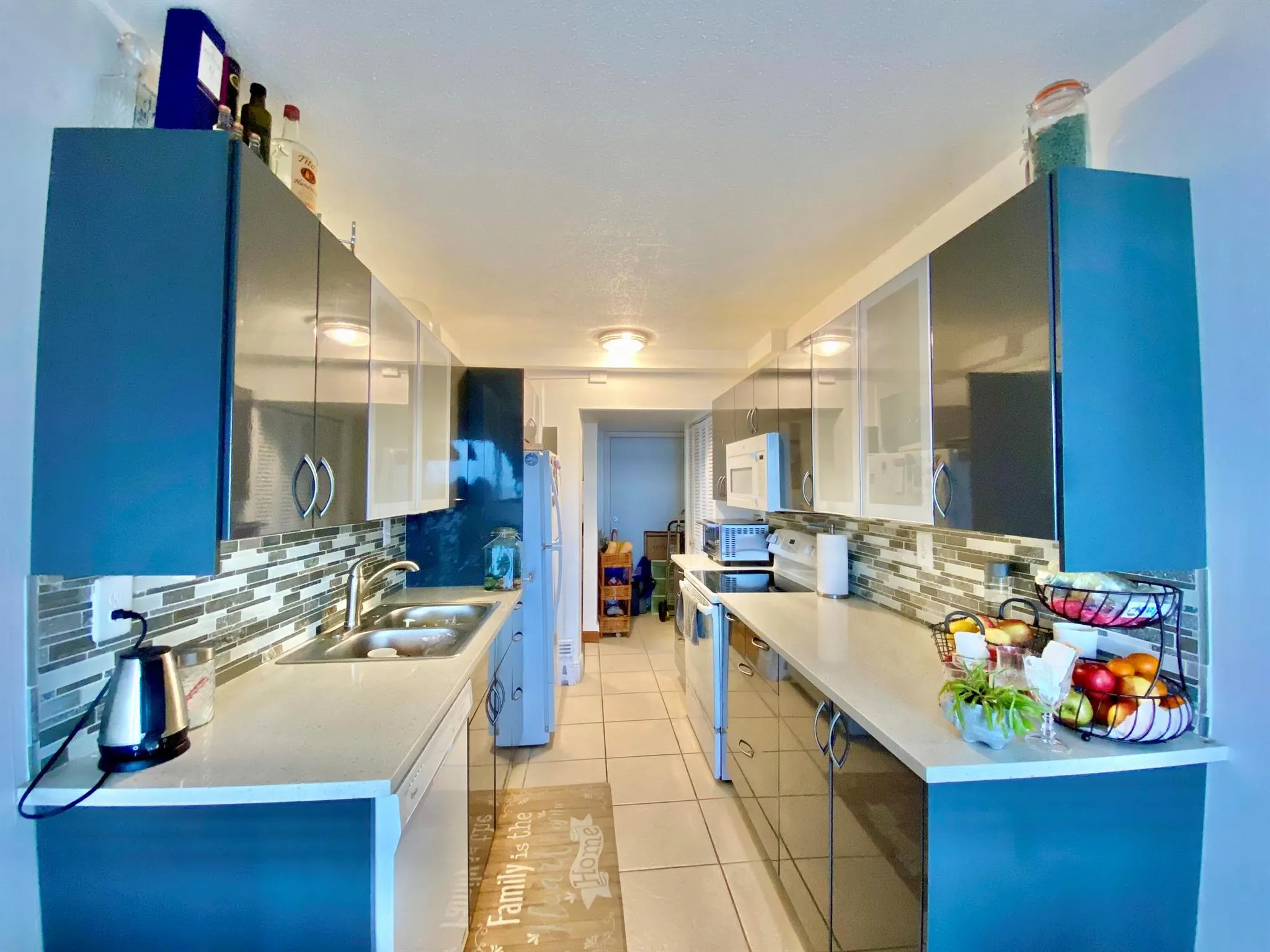 1750 NE 191st Street, #600