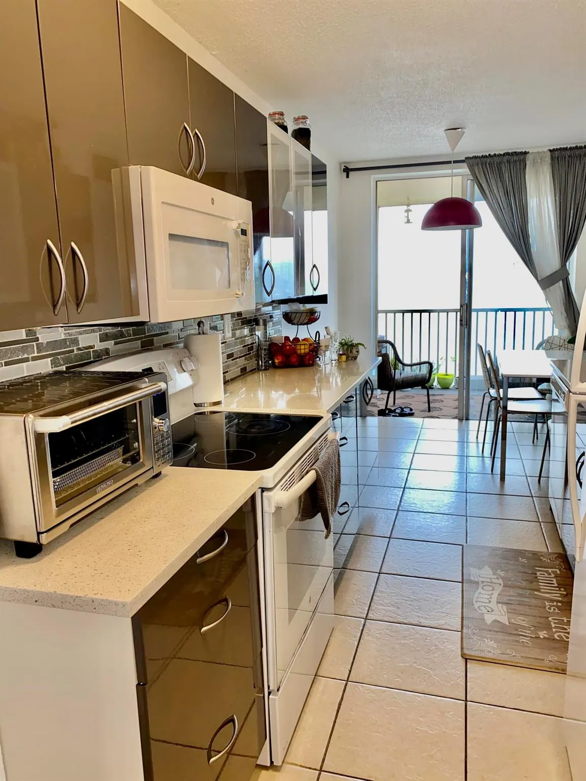 1750 NE 191st Street, #600