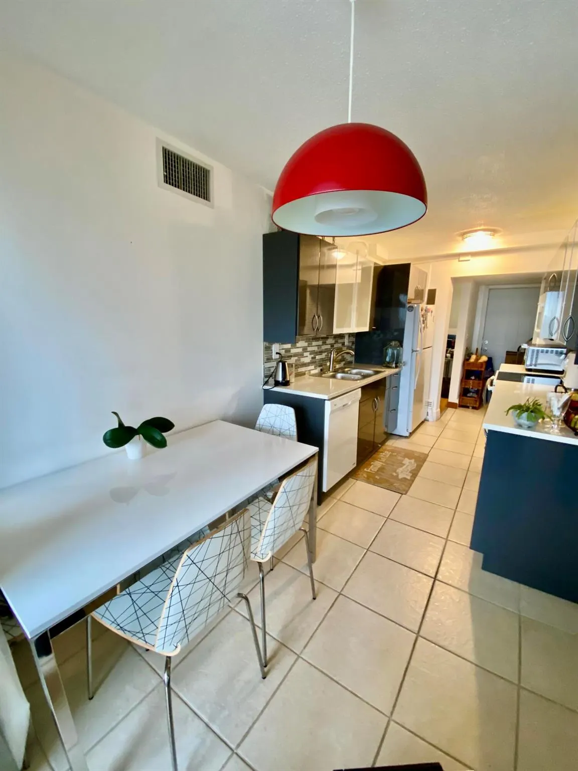 1750 NE 191st Street, #600