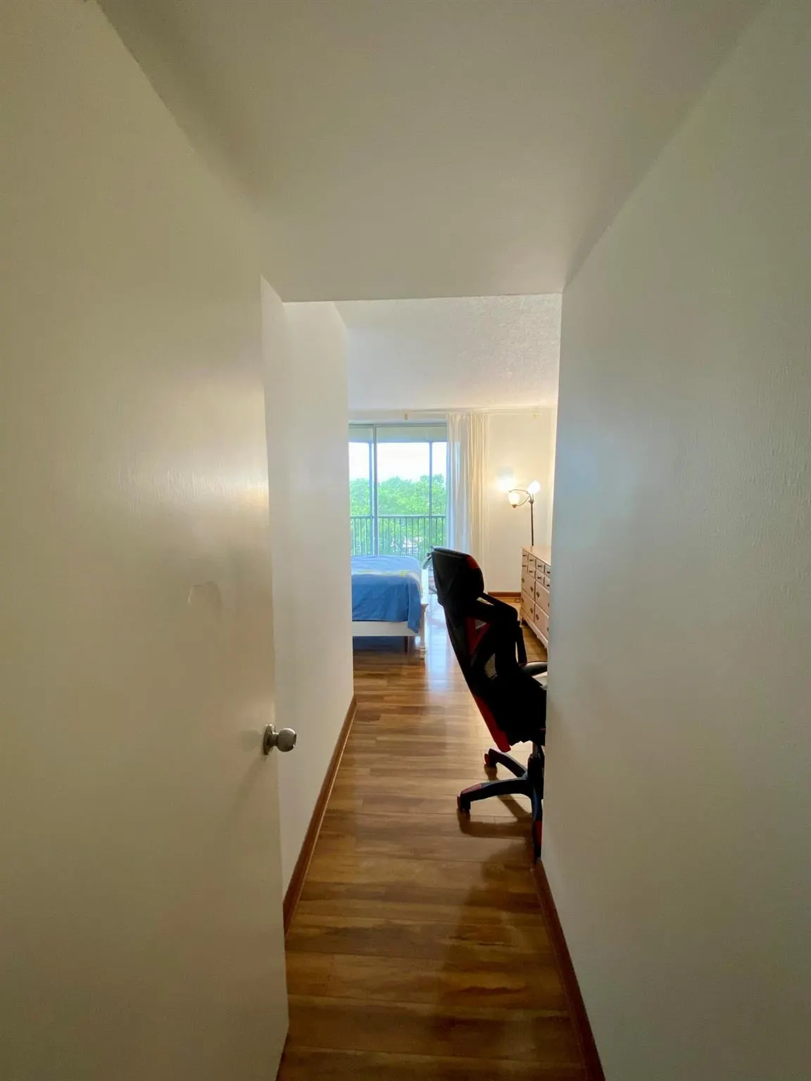 1750 NE 191st Street, #600