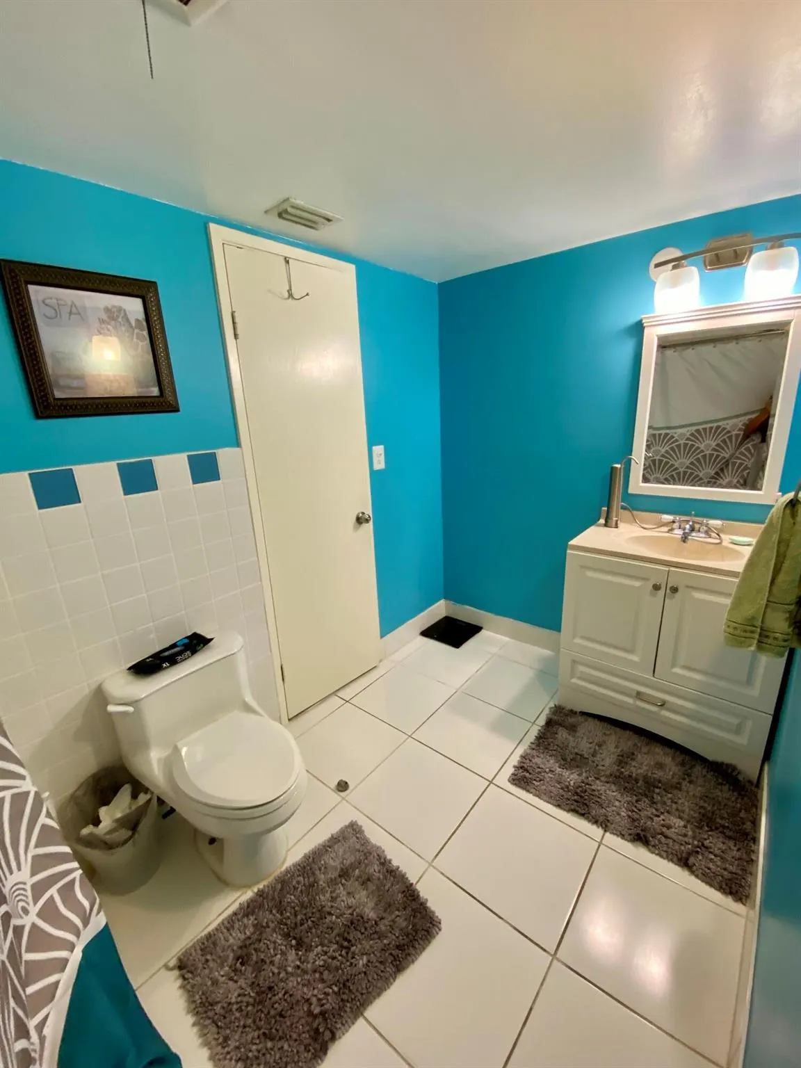 1750 NE 191st Street, #600