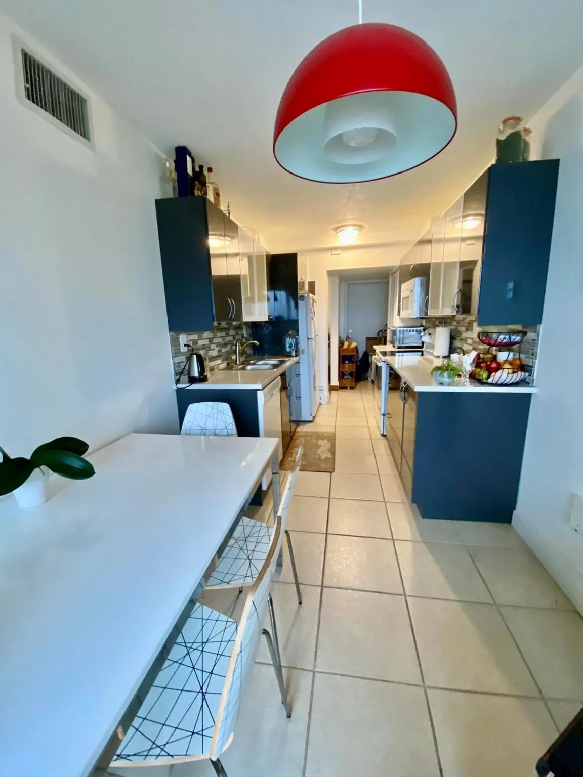 1750 NE 191st Street, #600