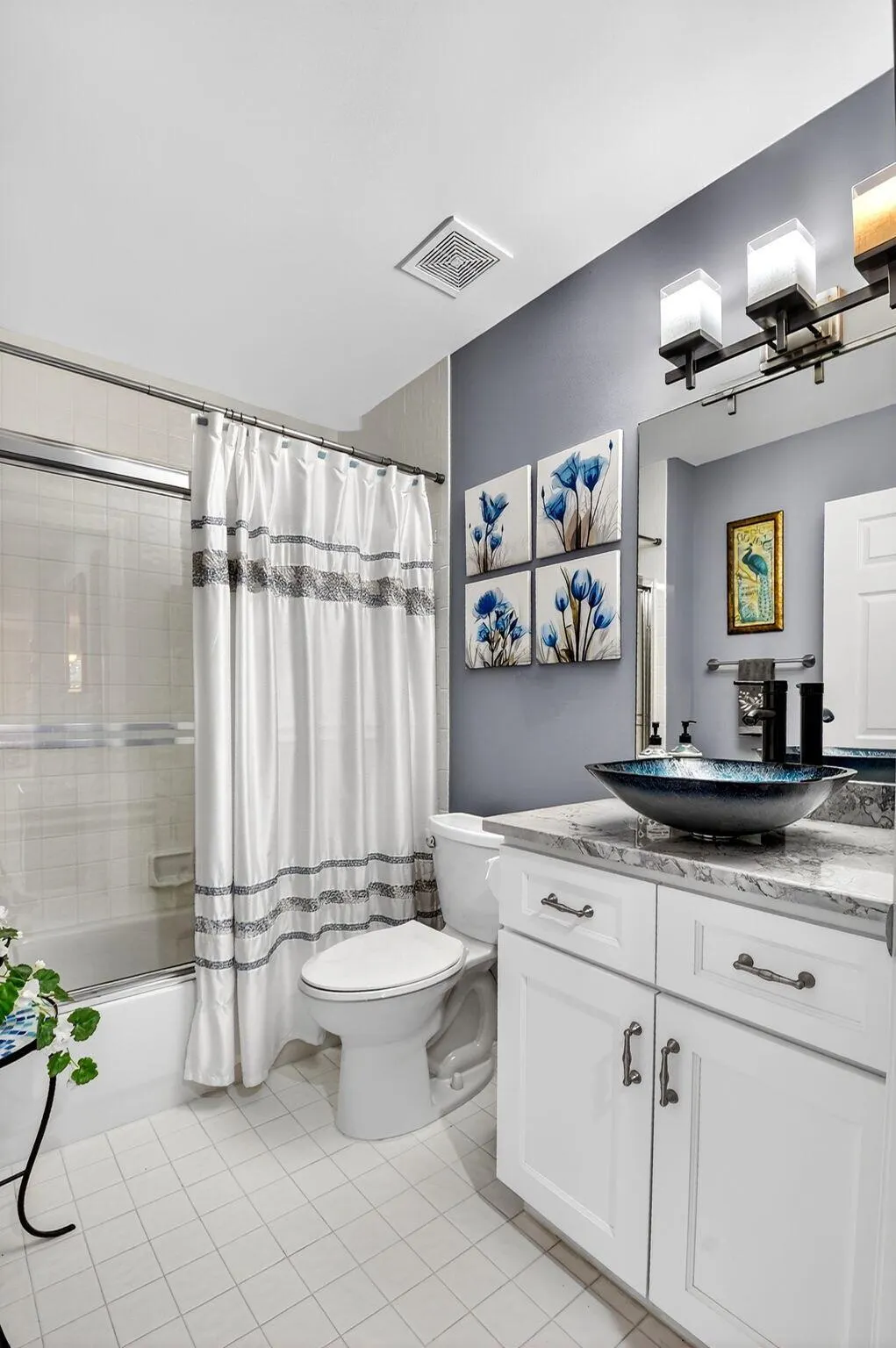 12528 Crystal Pointe Drive, #202