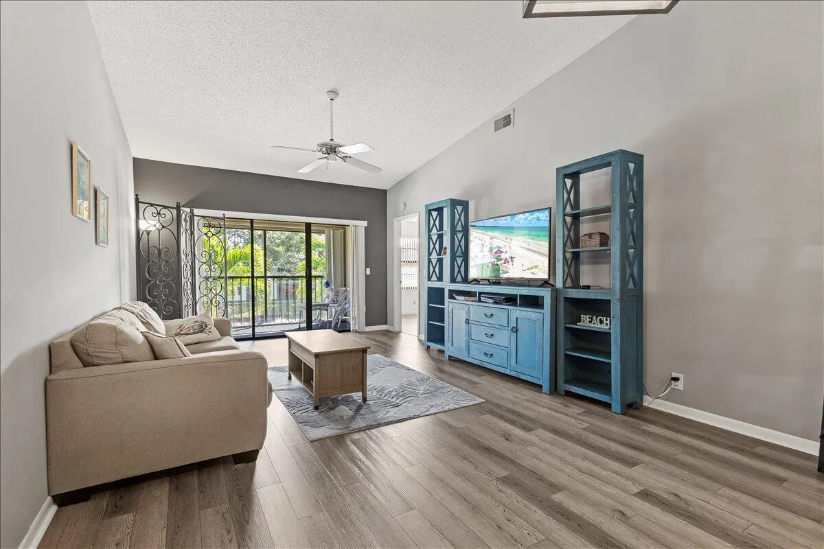 701 Sabal Ridge Circle, #F