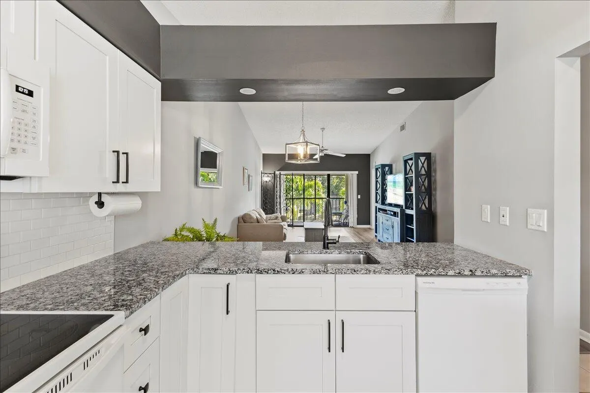701 Sabal Ridge Circle, #F