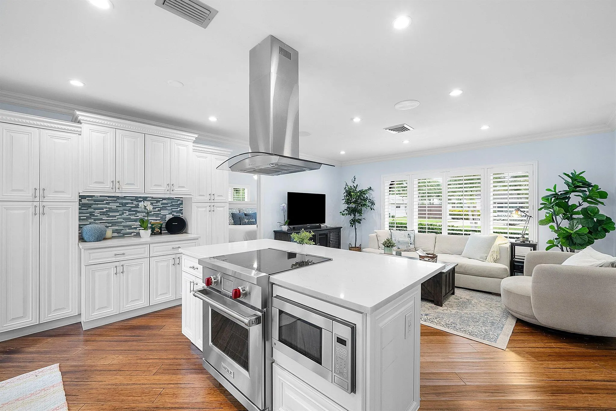 1365 SW 13th Place