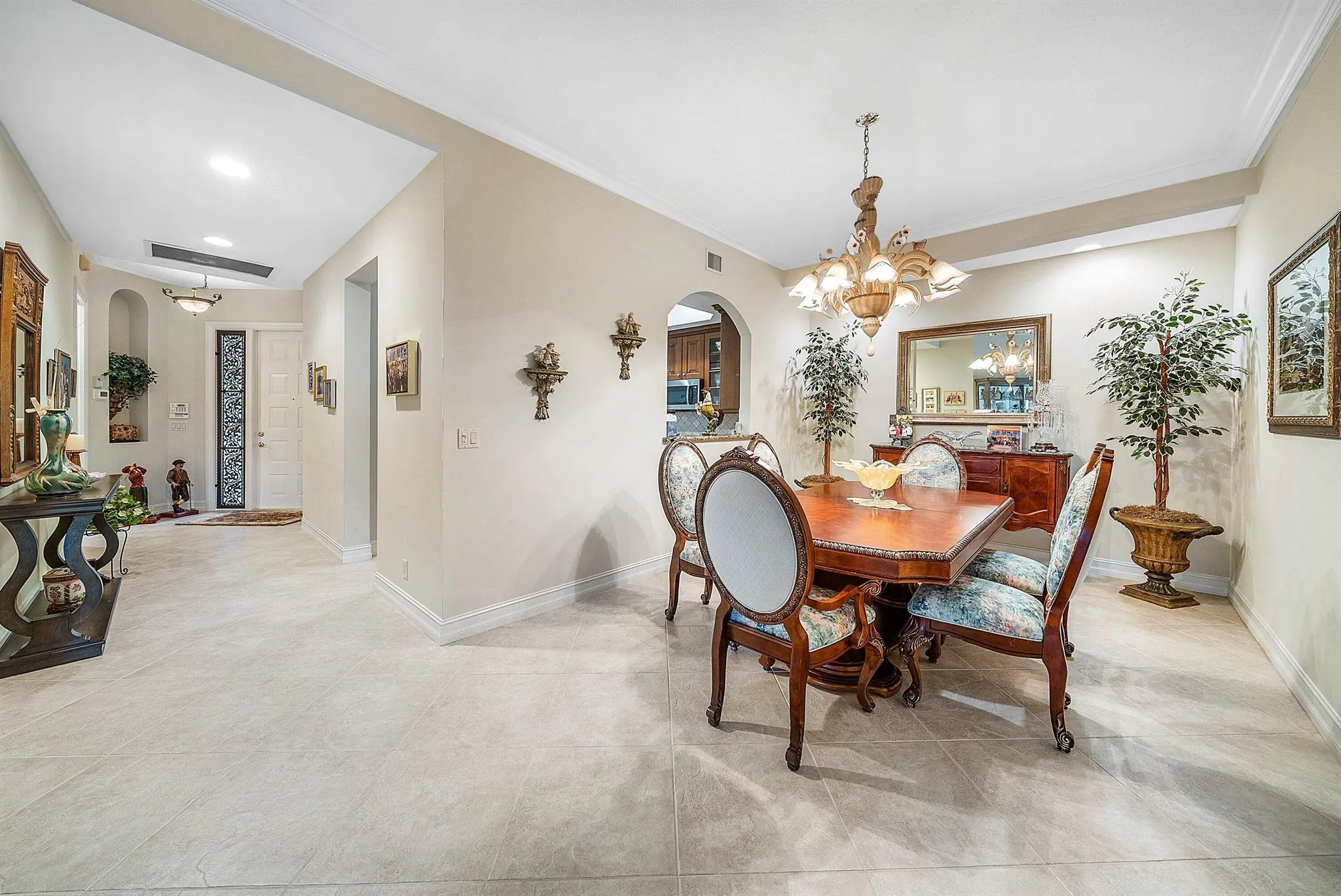 110 Palm Bay Lane, #B