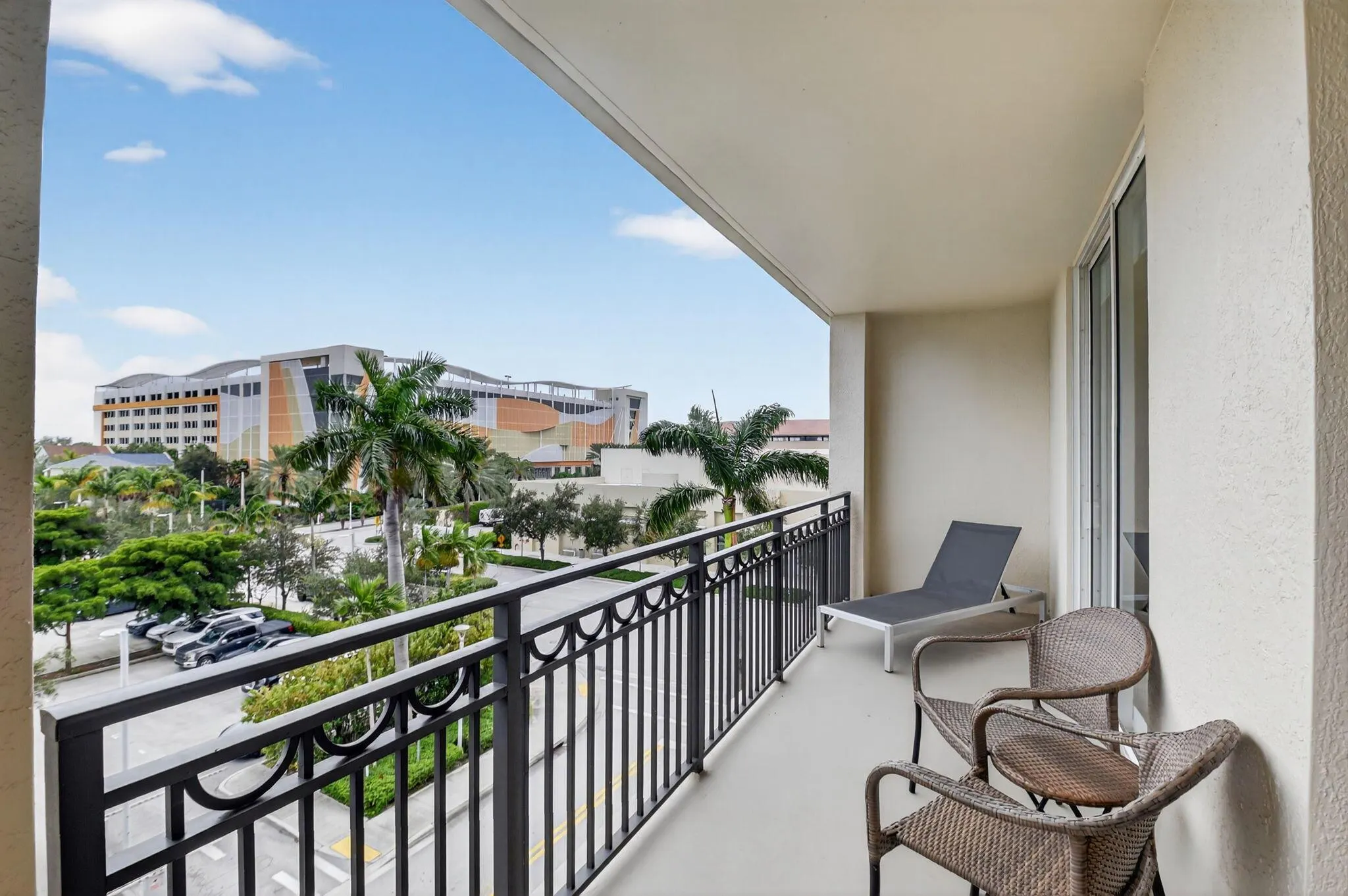 550 Okeechobee Boulevard, #423