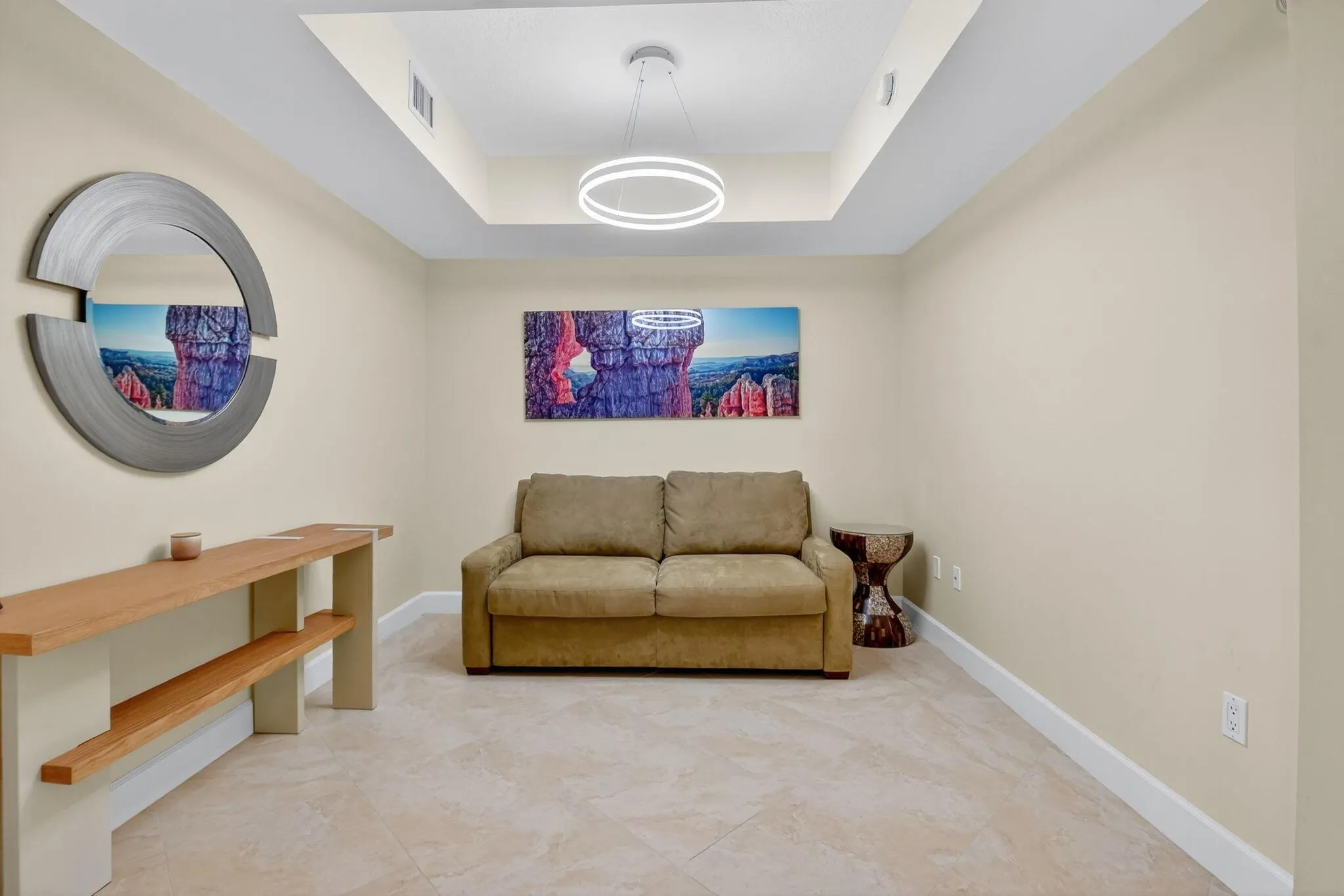 550 Okeechobee Boulevard, #423