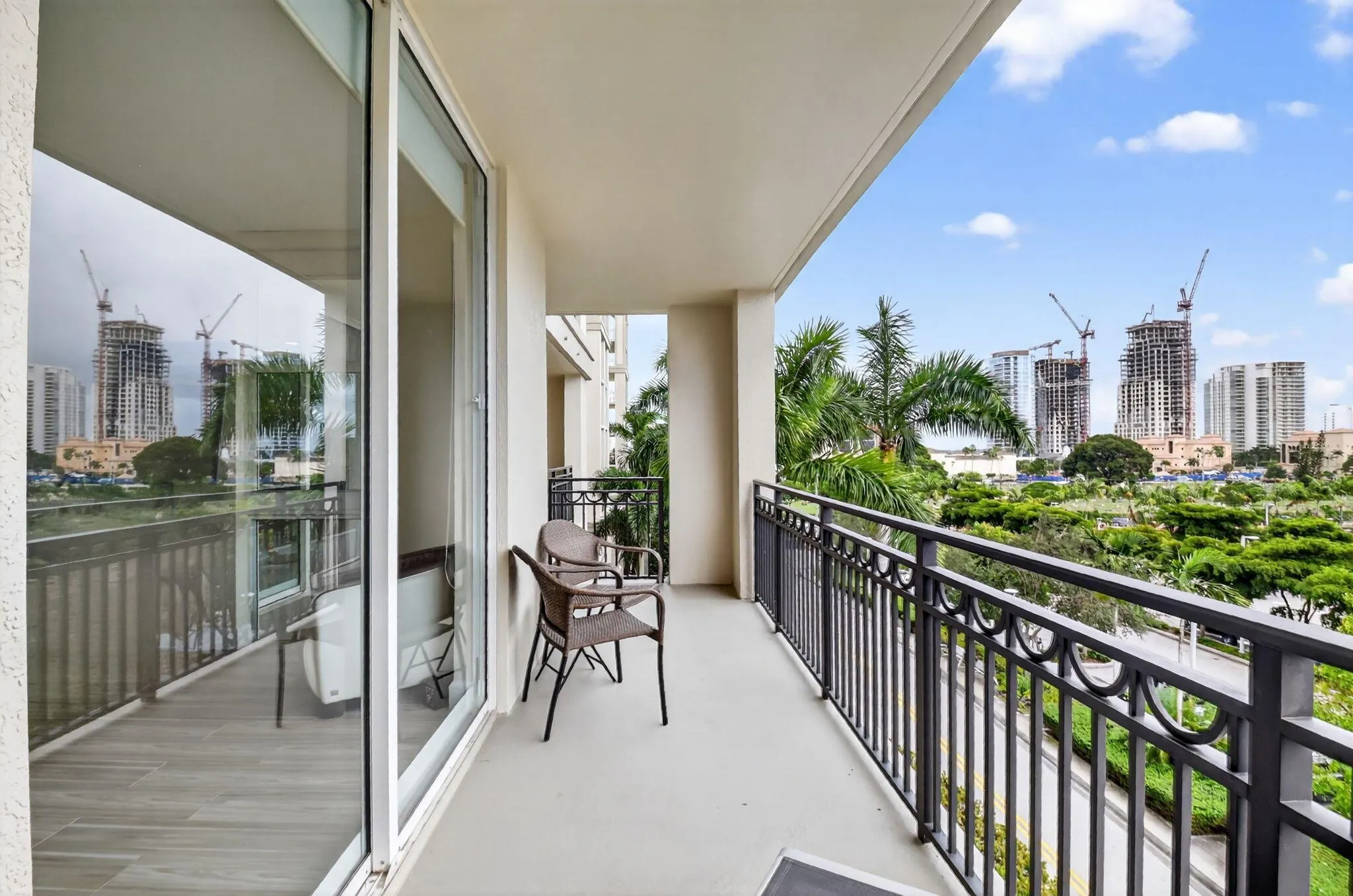 550 Okeechobee Boulevard, #423