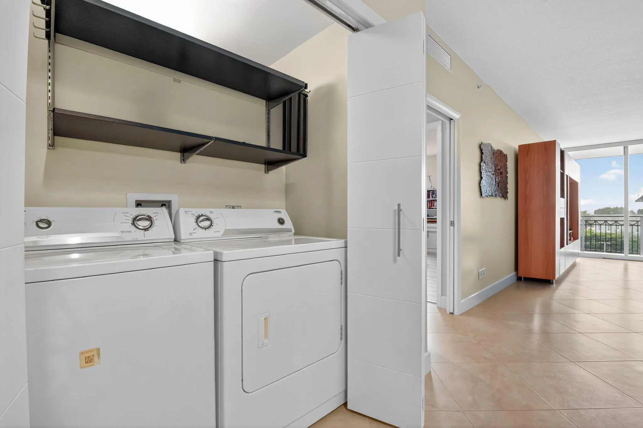 550 Okeechobee Boulevard, #423