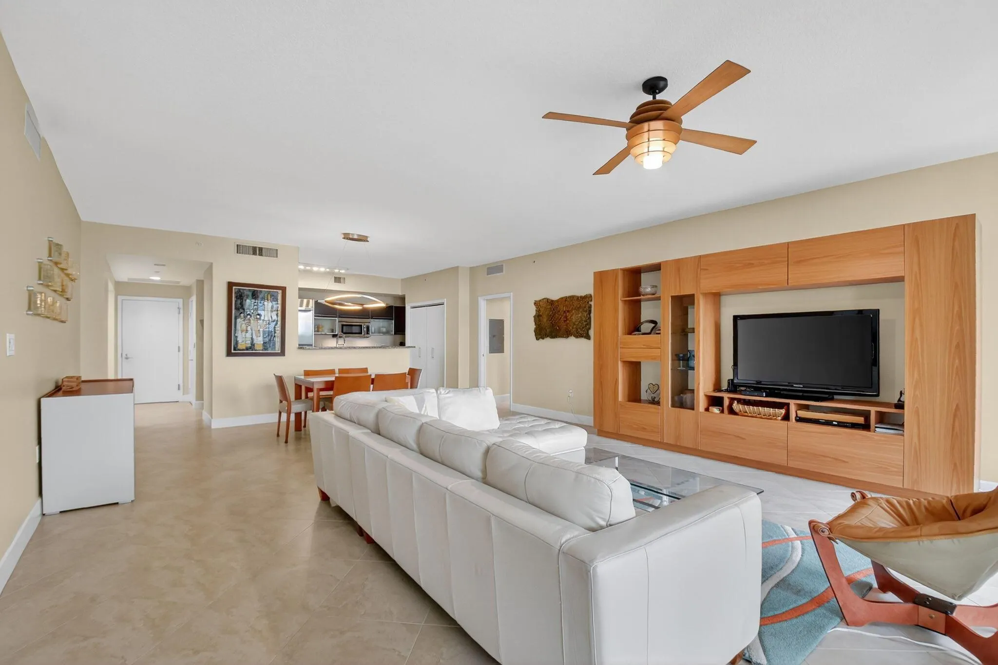 550 Okeechobee Boulevard, #423