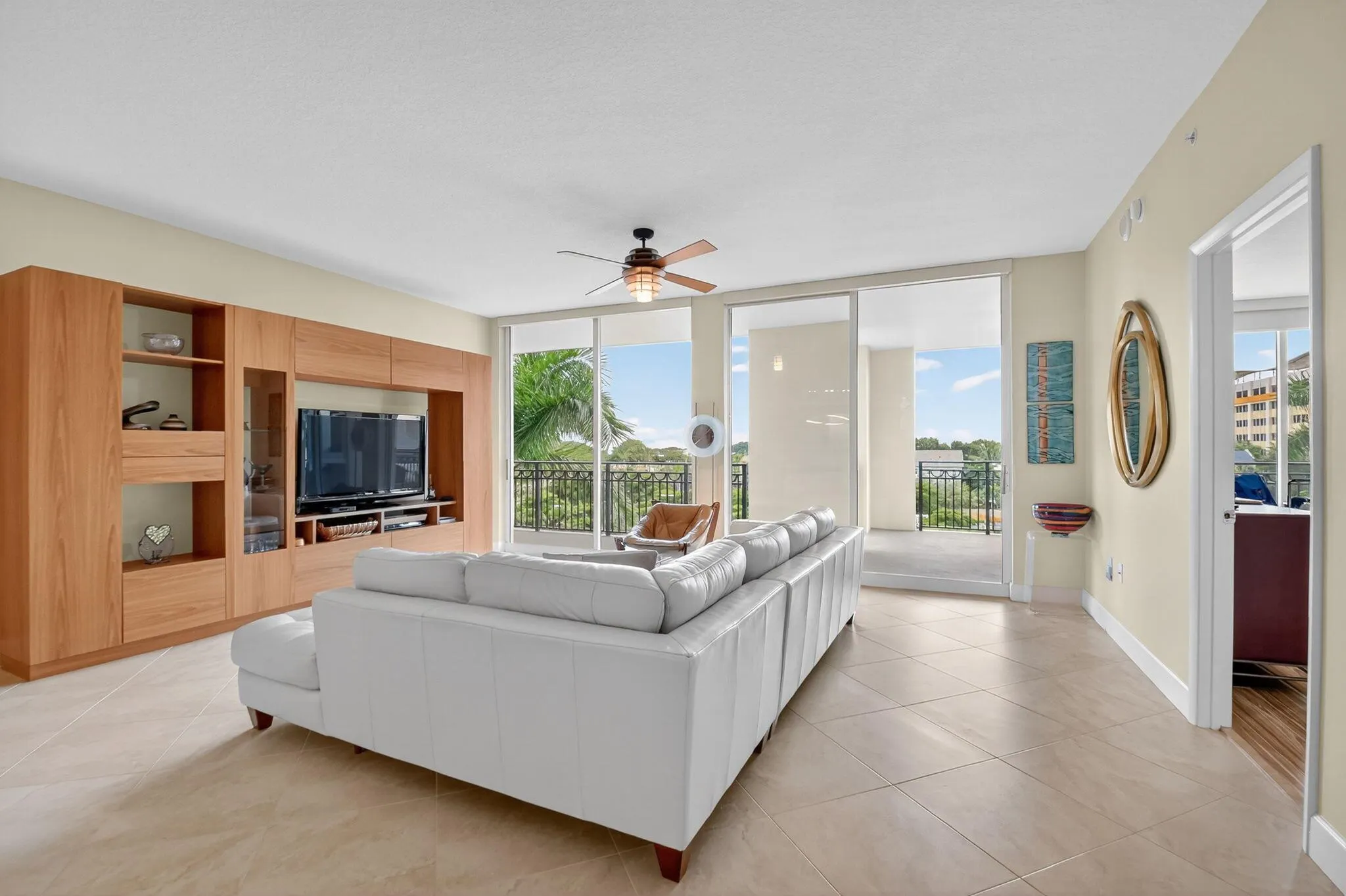 550 Okeechobee Boulevard, #423