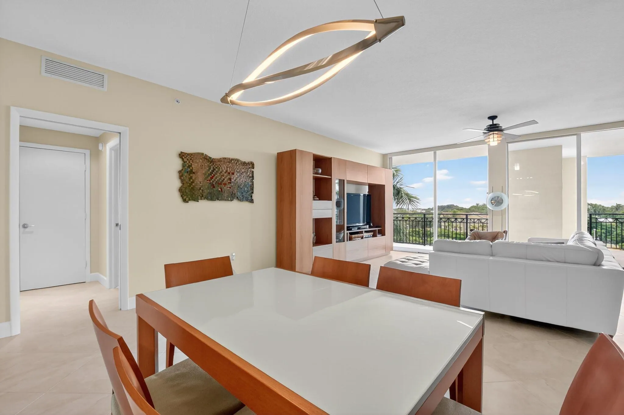 550 Okeechobee Boulevard, #423