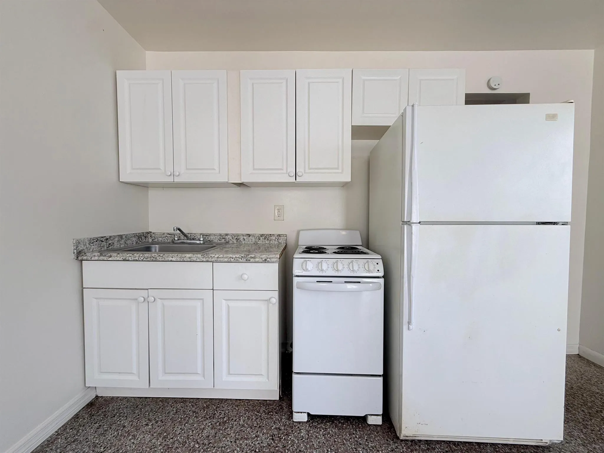 43 E 16th Street, #4