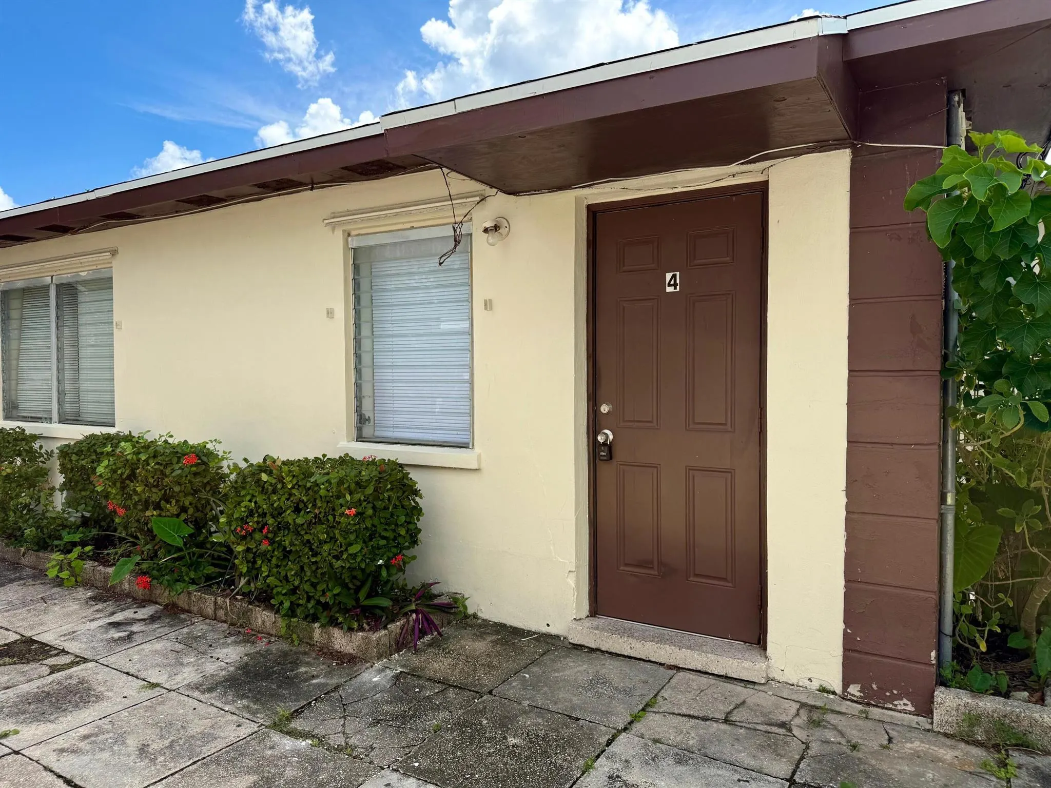43 E 16th Street, #4