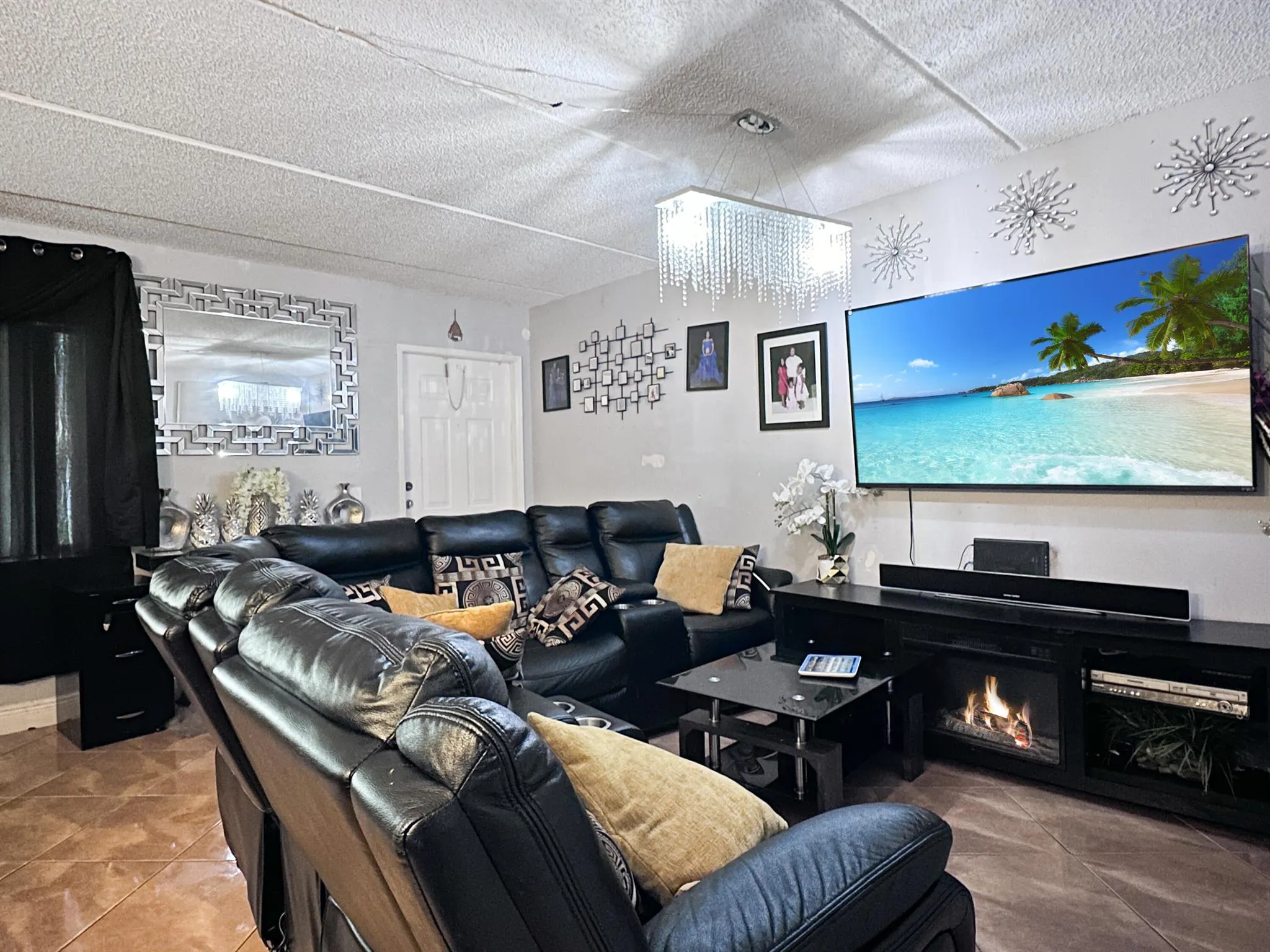 604 Meadows Circle, #604