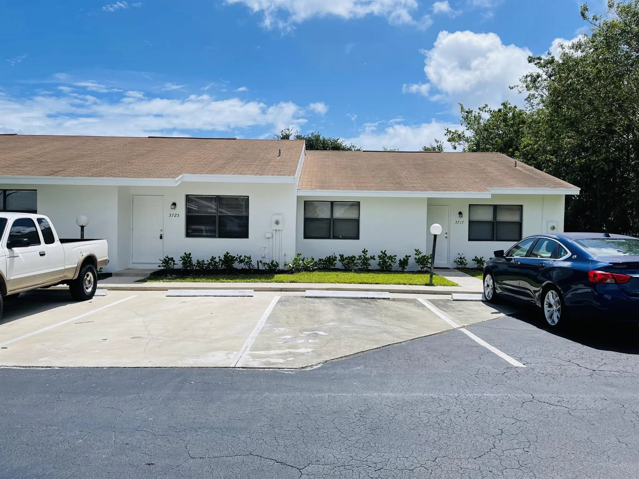 3725 Park Lane Villas Road