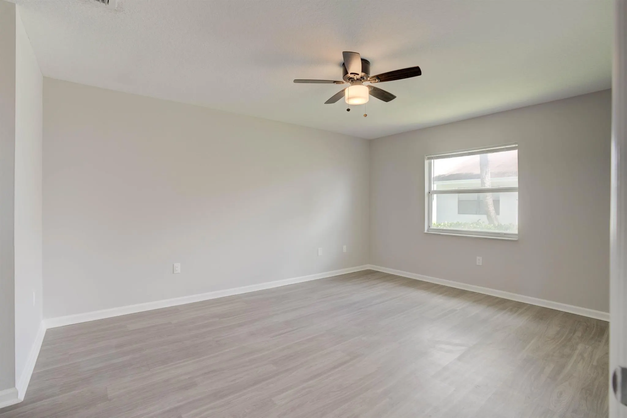 9242 Roan Lane, #D
