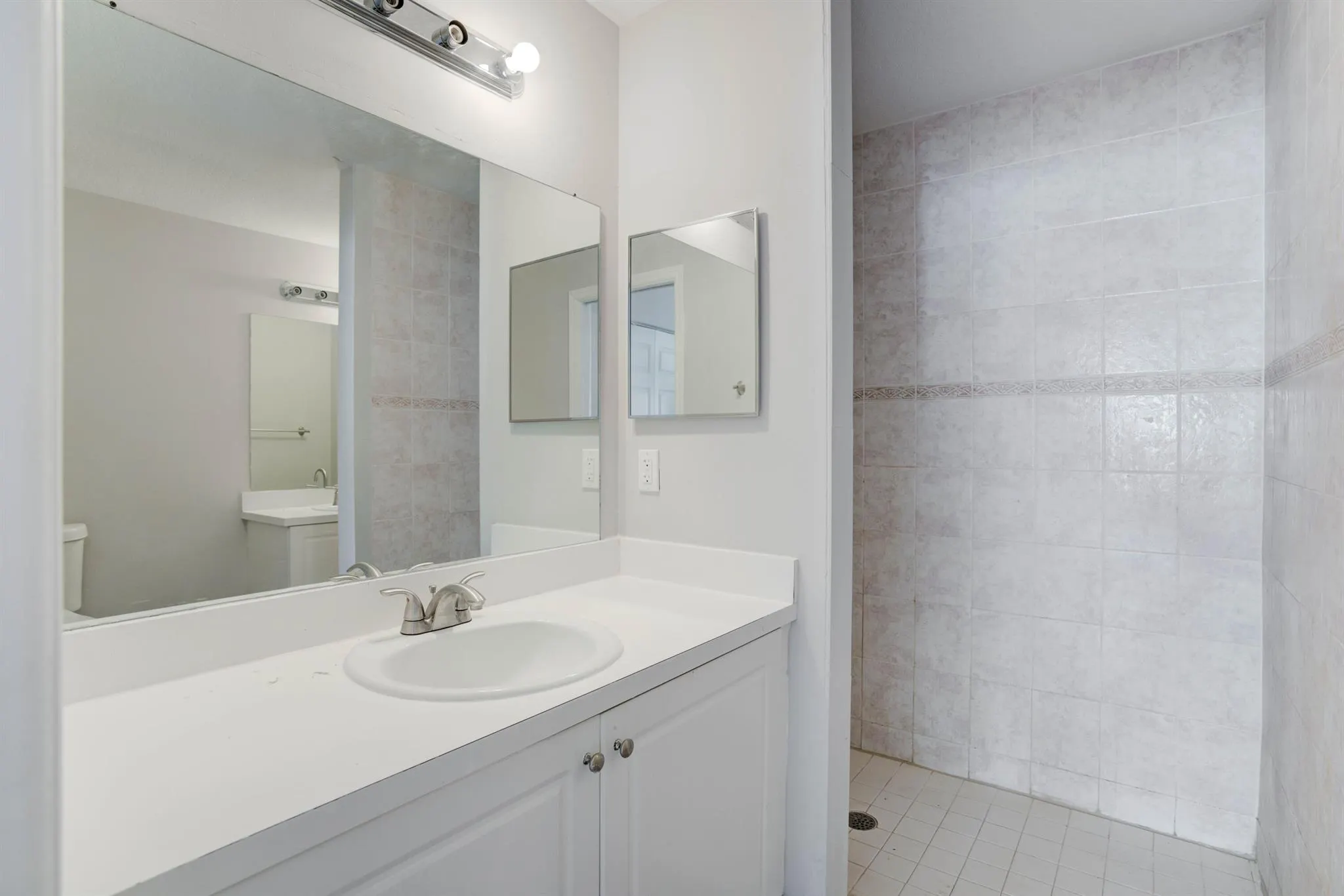 9242 Roan Lane, #D