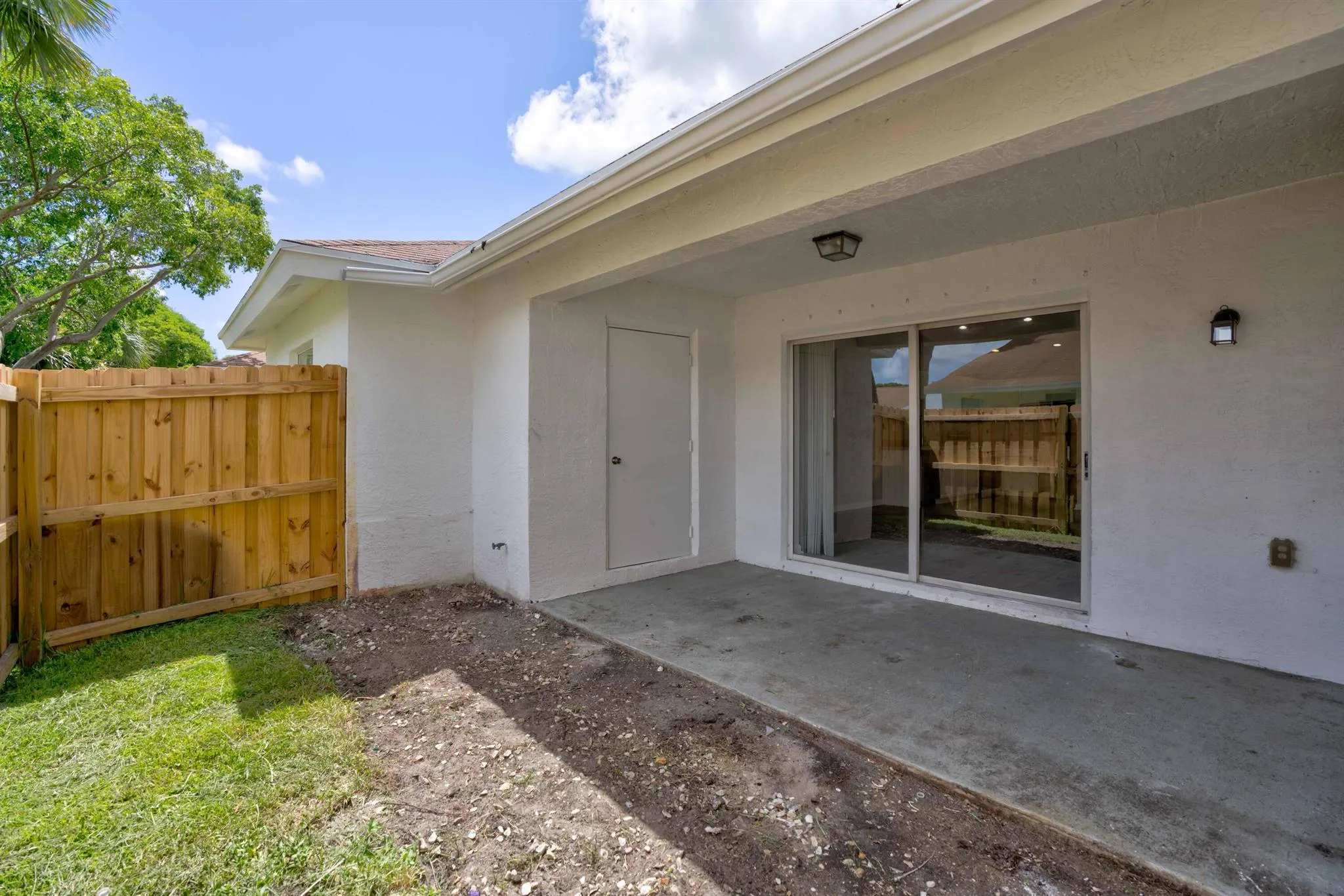 9242 Roan Lane, #D