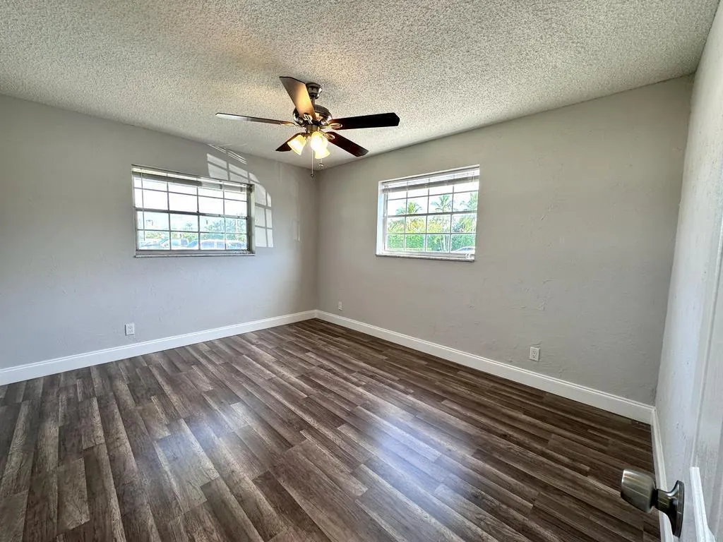 836 Center Street, #5
