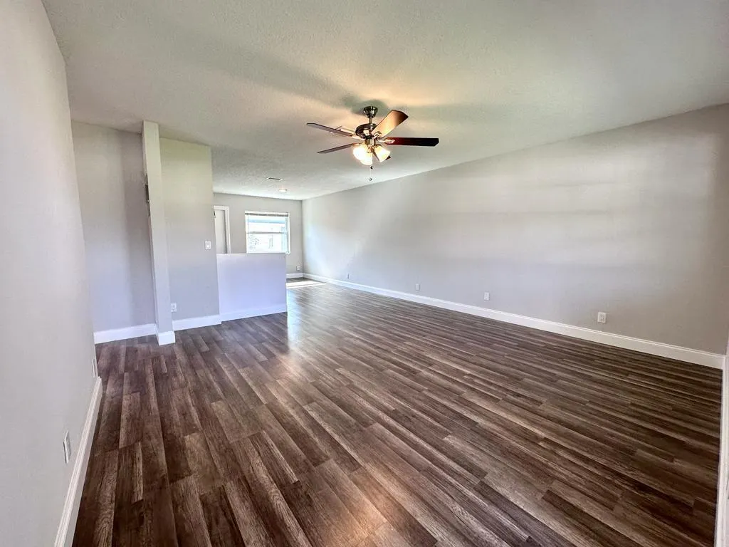 836 Center Street, #5