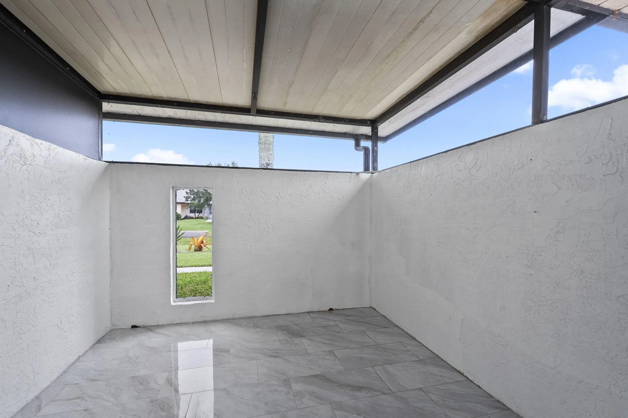 5842 Moss Court, #9