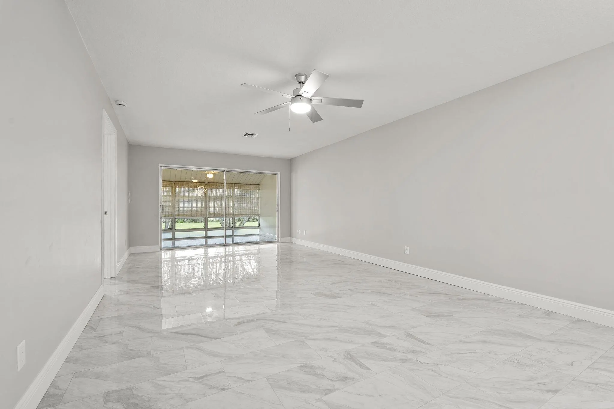 5842 Moss Court, #9