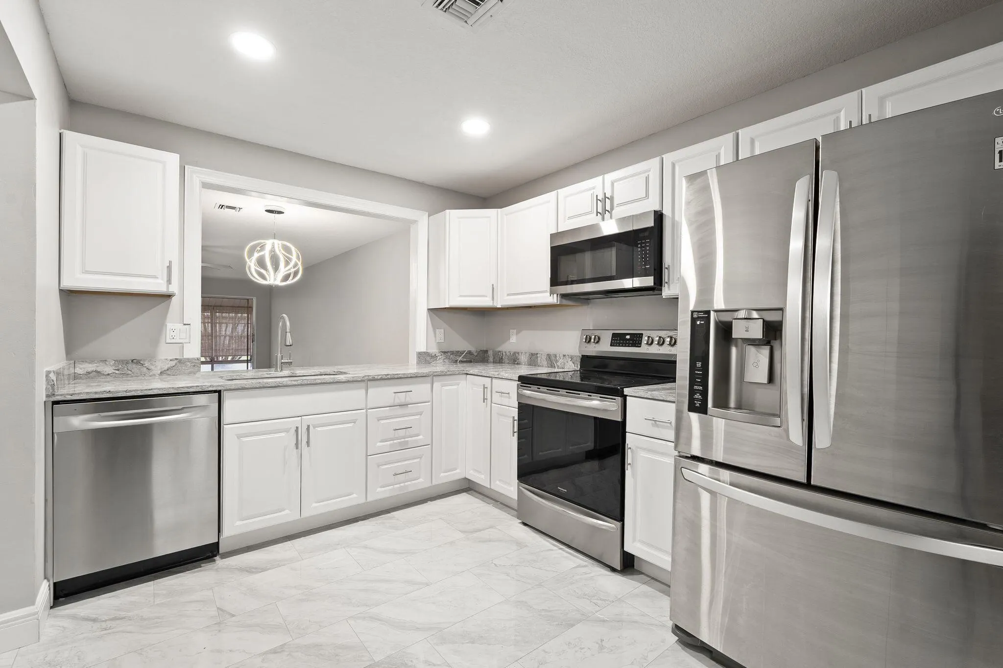 5842 Moss Court, #9