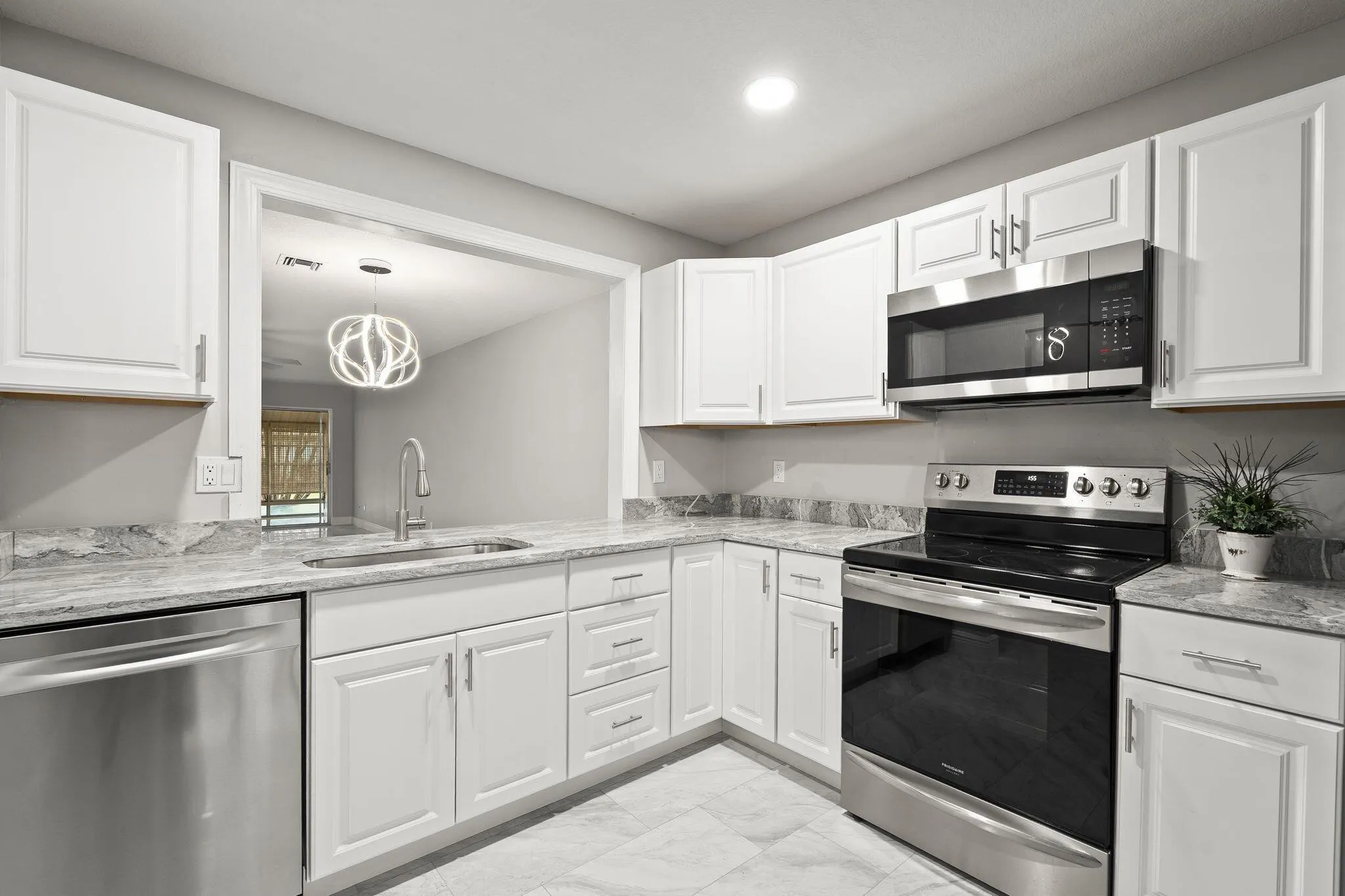 5842 Moss Court, #9