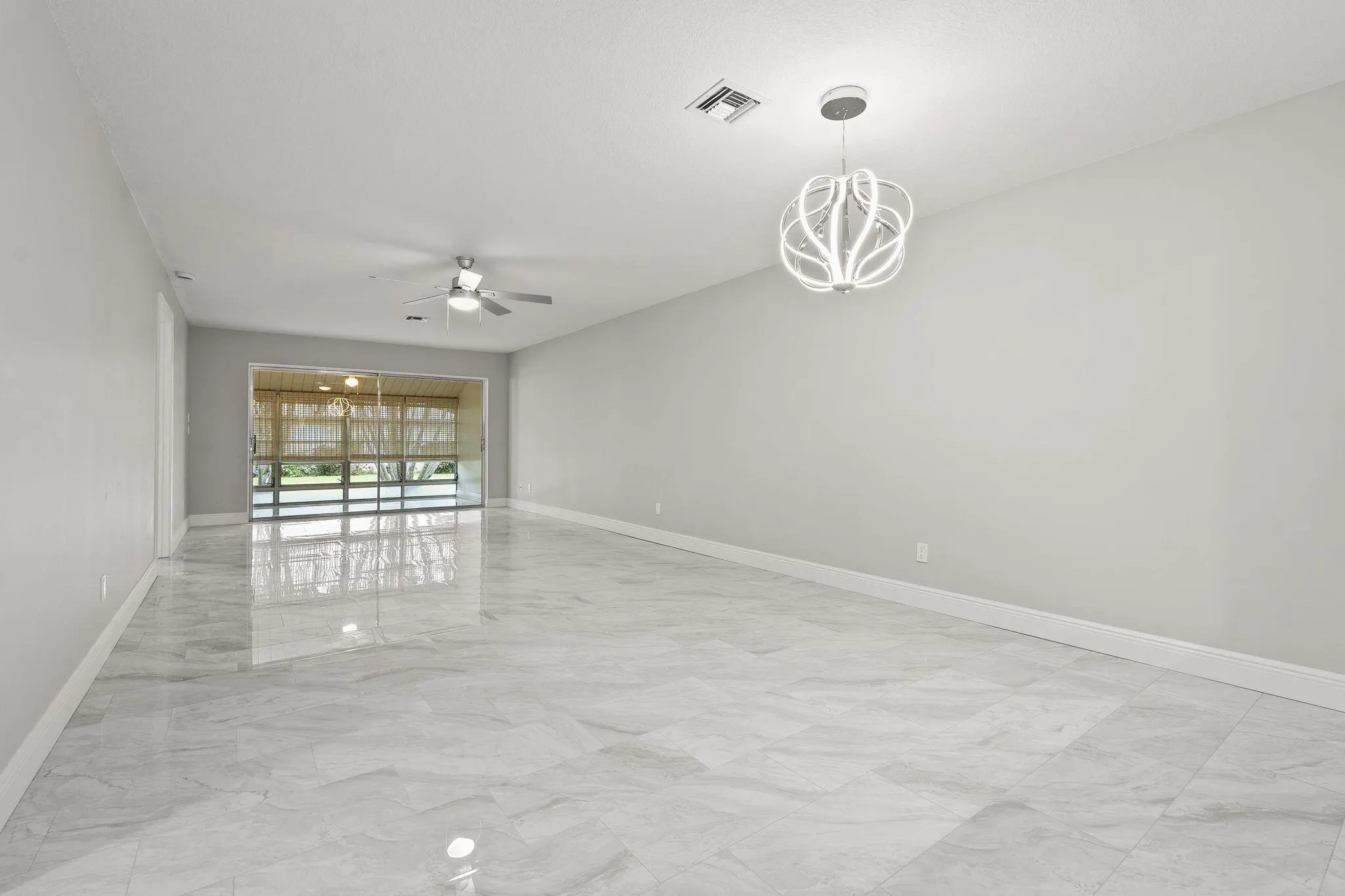 5842 Moss Court, #9
