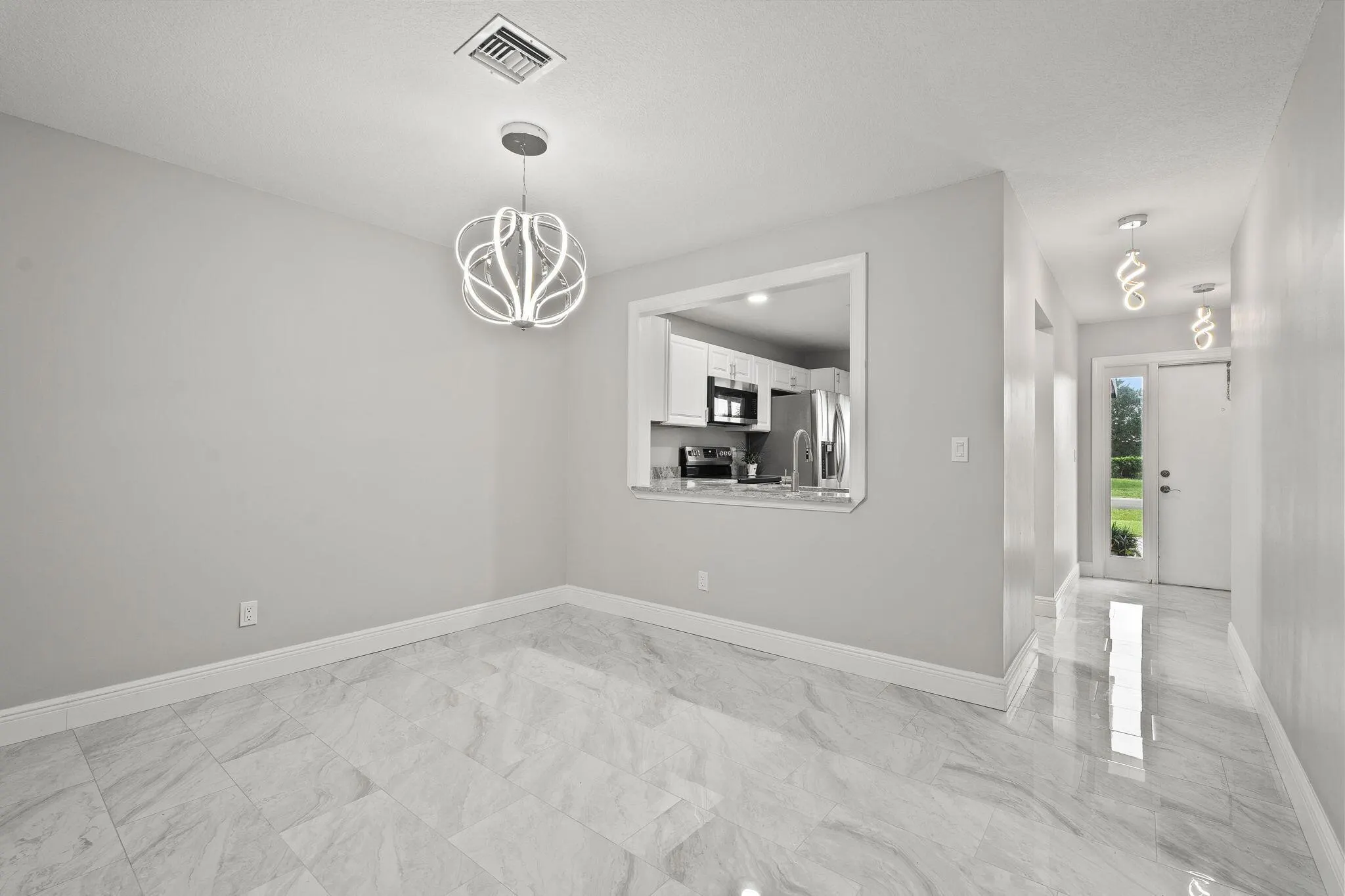5842 Moss Court, #9