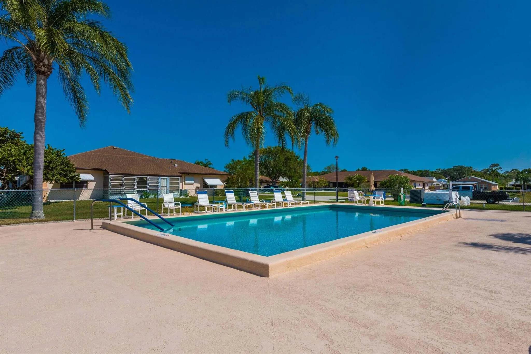 5842 Moss Court, #9